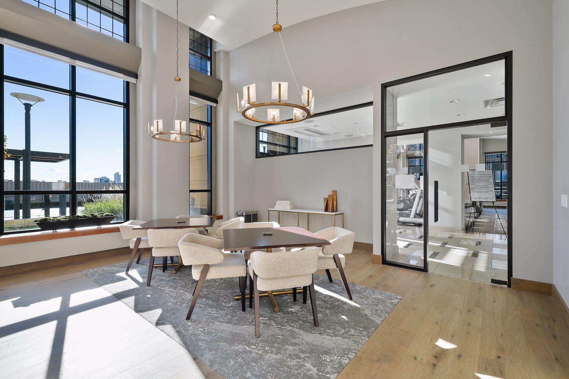 100 3rd Avenue S Unit: 1401