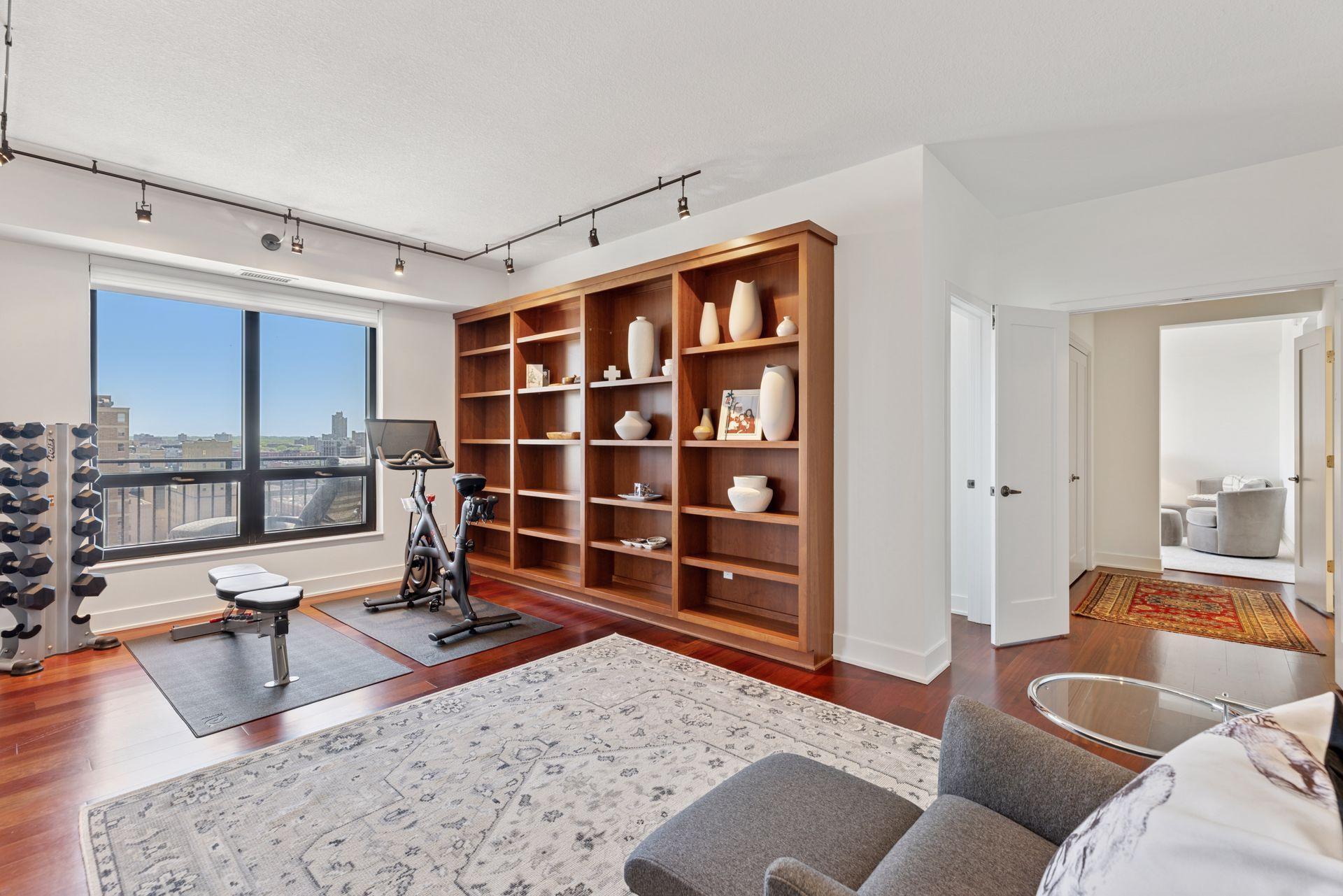 100 3rd Avenue S Unit: 1401