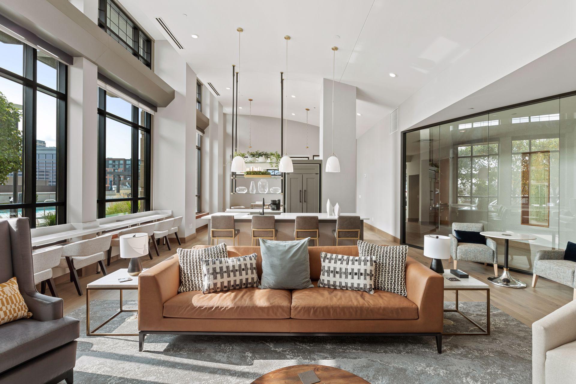 100 3rd Avenue S Unit: 1401