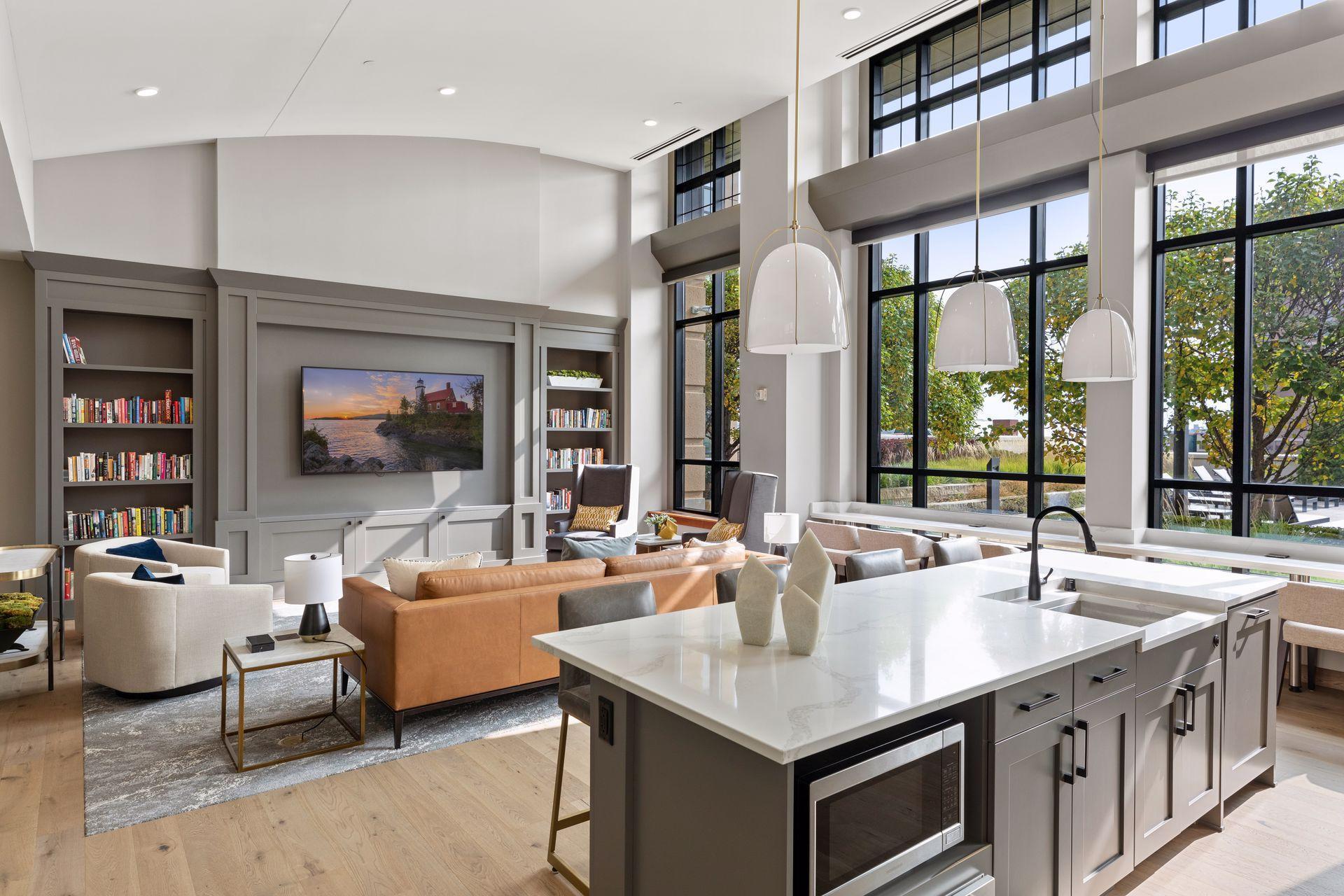 100 3rd Avenue S Unit: 1401