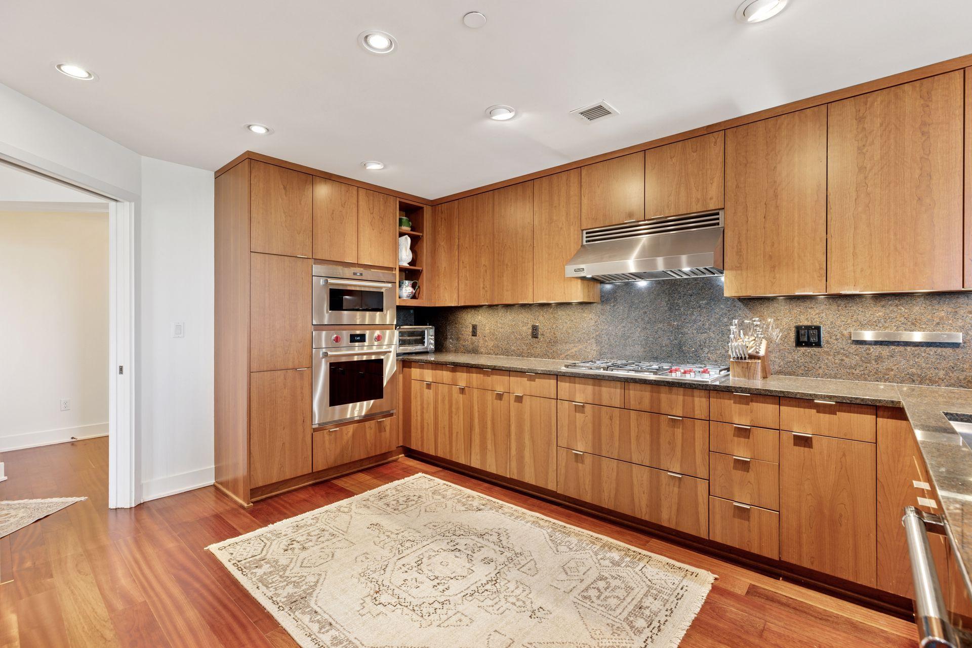 100 3rd Avenue S Unit: 1401