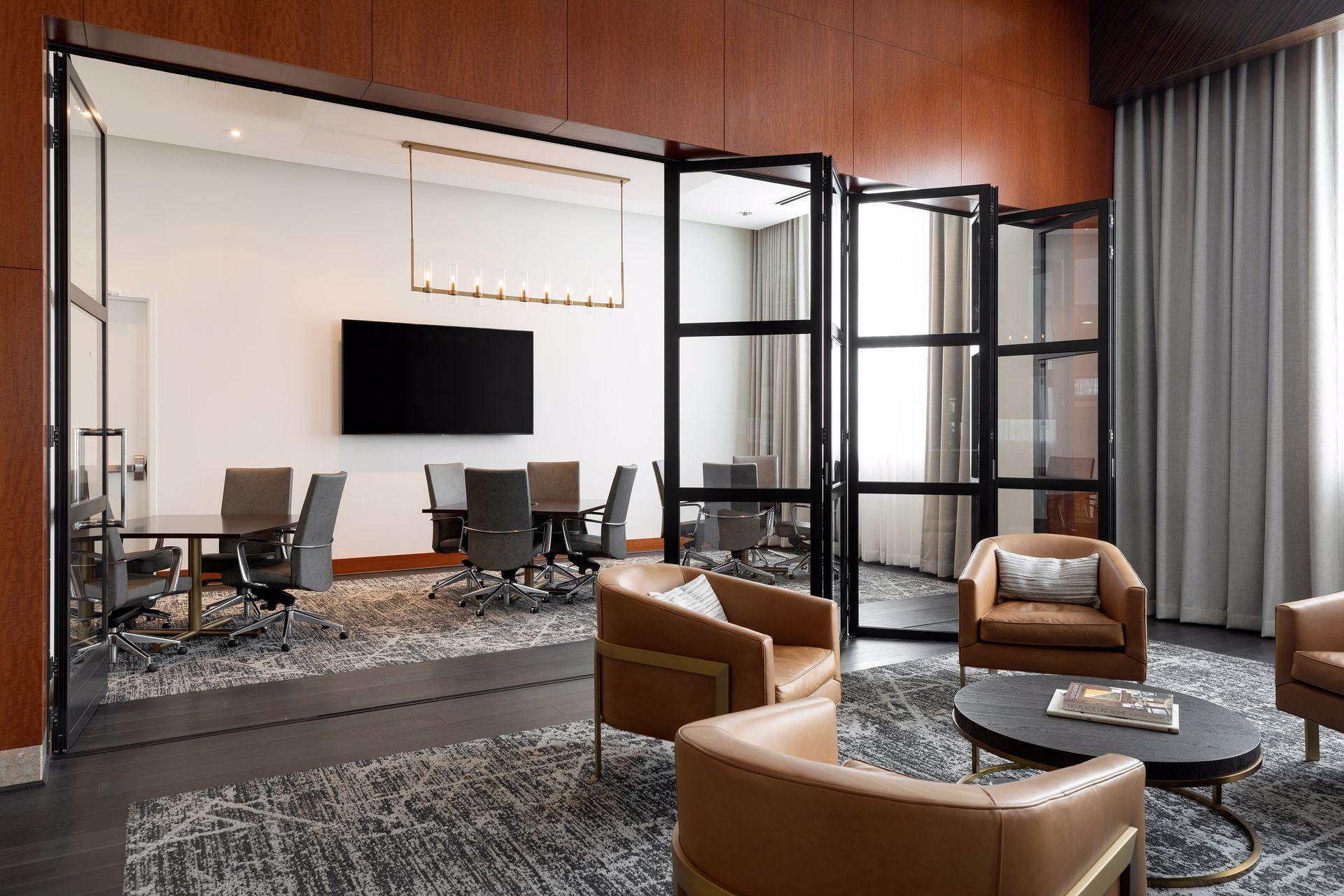 100 3rd Avenue S Unit: 1401