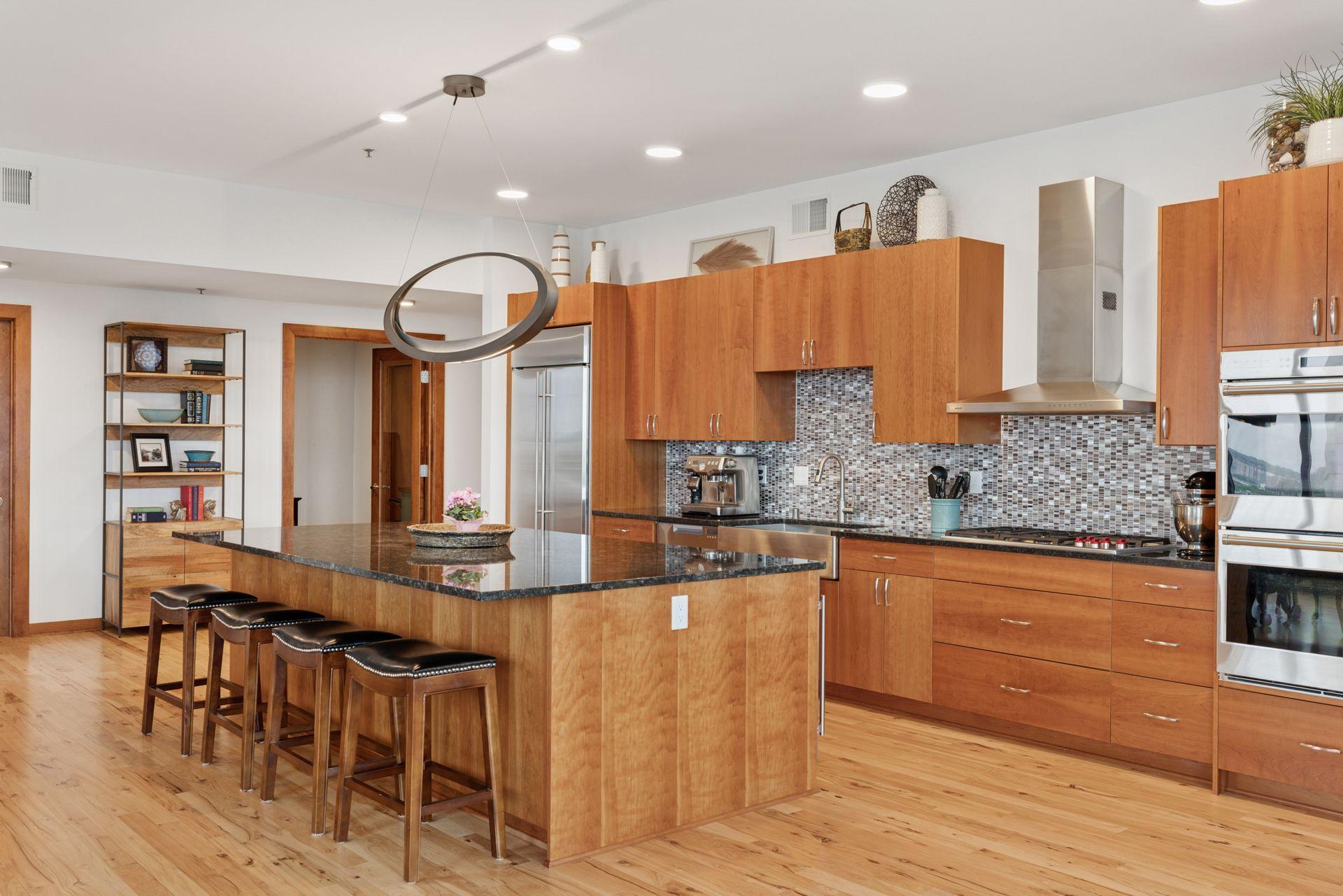 1240 S 2nd Street Unit: 1121