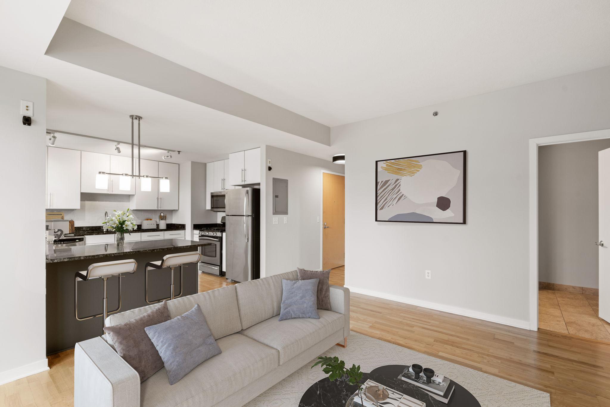 929 Portland Avenue Unit: 912