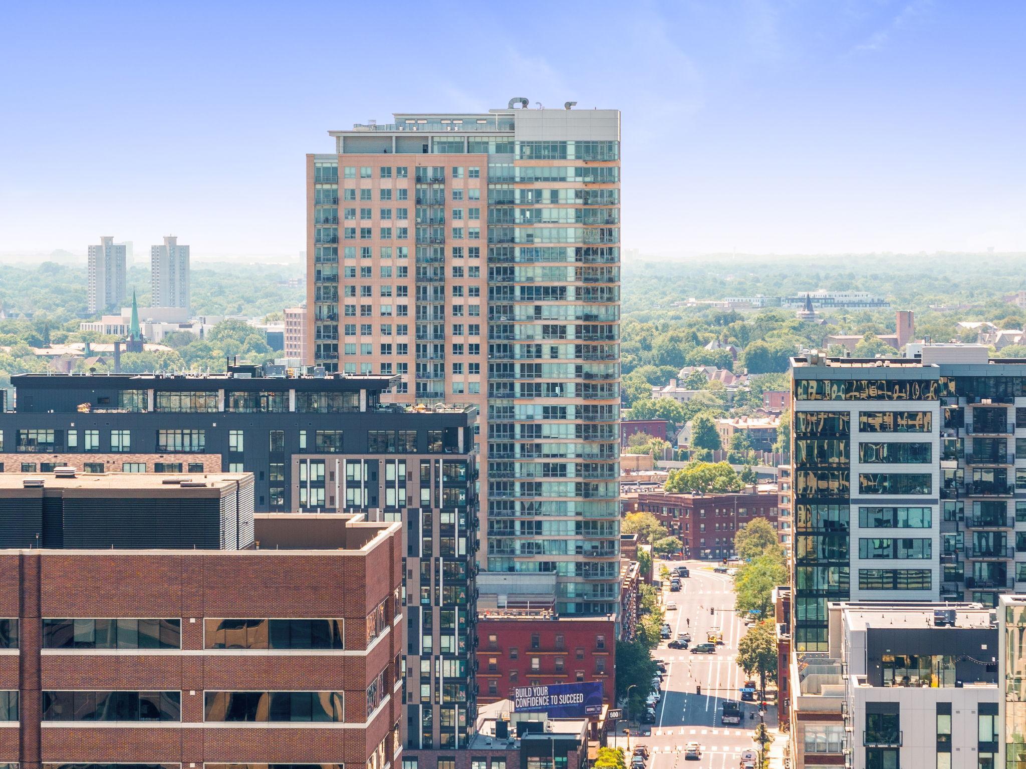 929 Portland Avenue Unit: 912