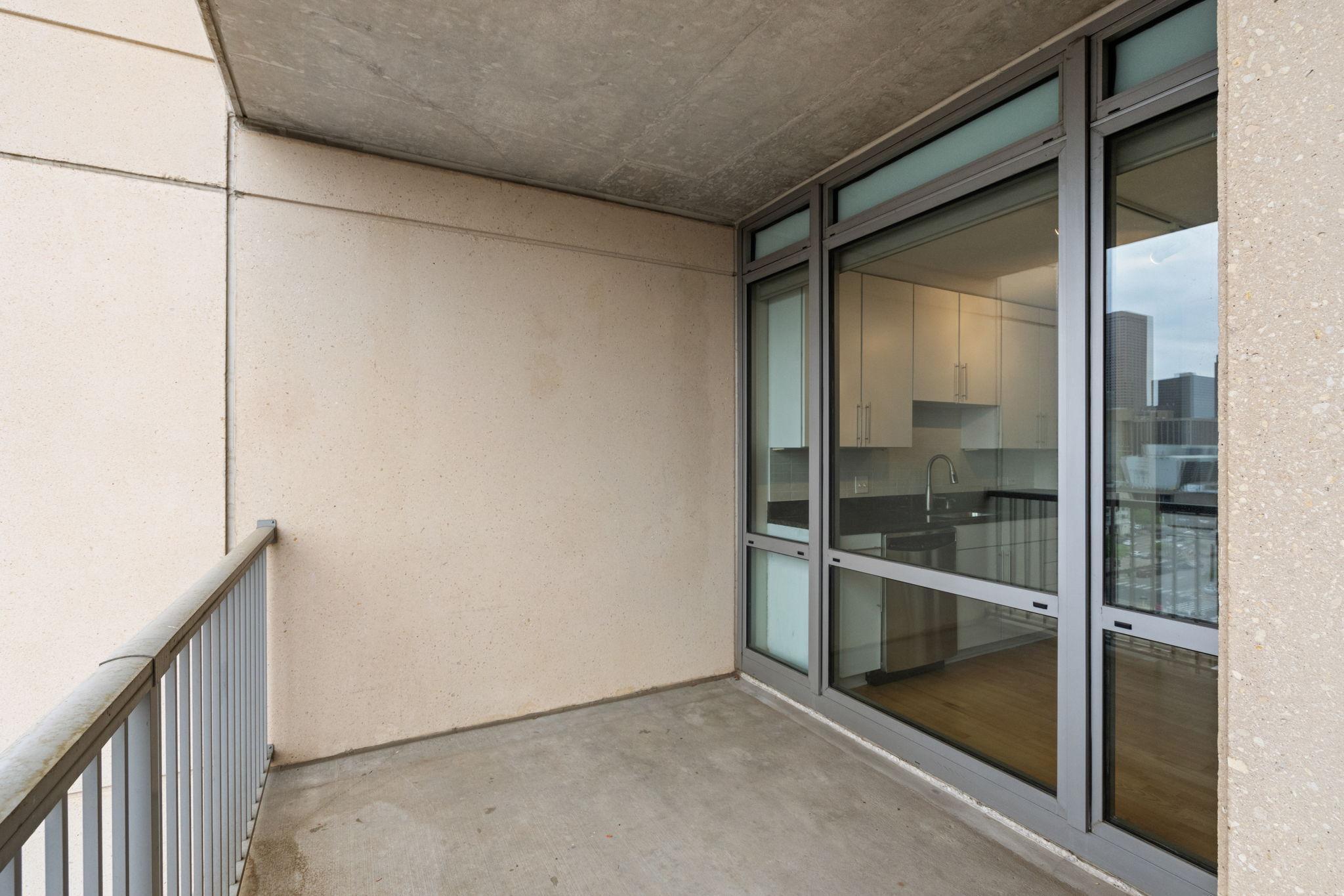 929 Portland Avenue Unit: 912