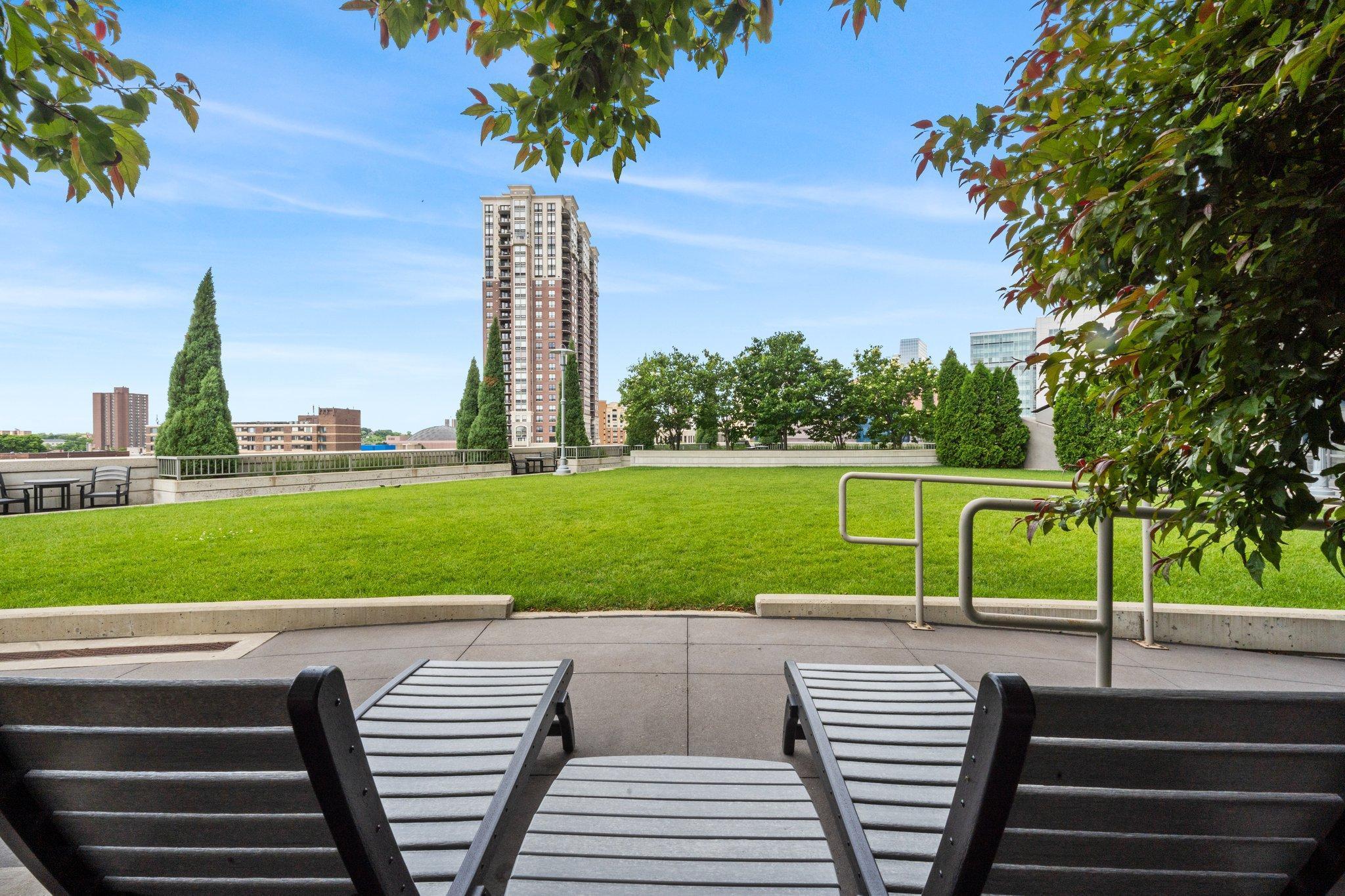 929 Portland Avenue Unit: 912