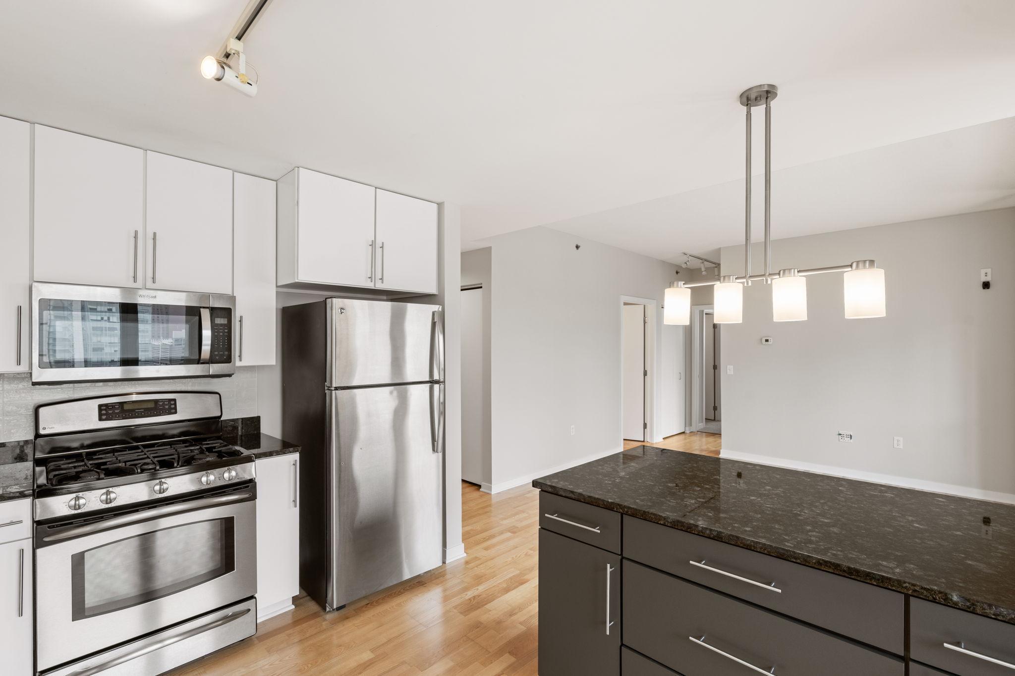 929 Portland Avenue Unit: 912