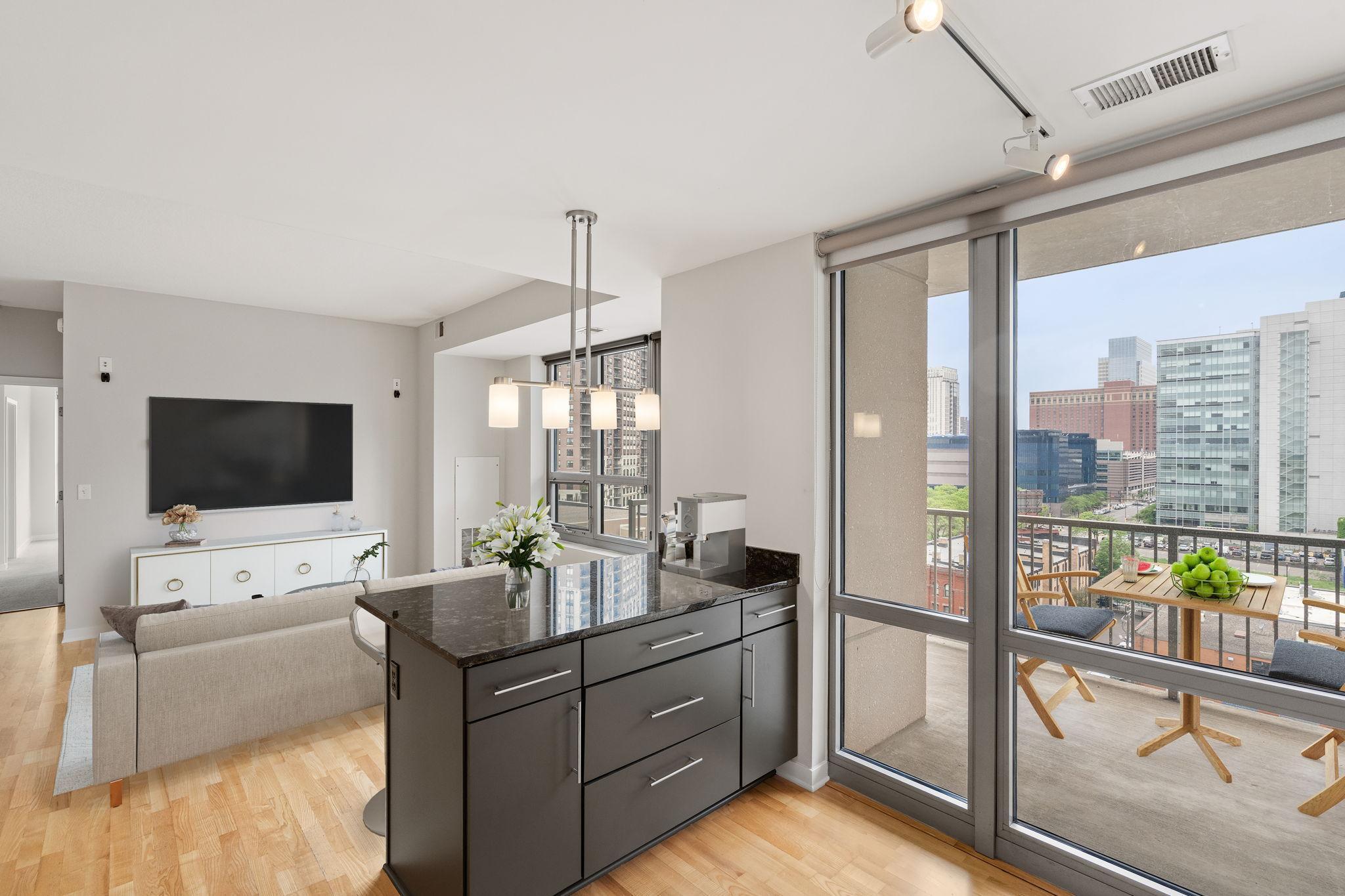 929 Portland Avenue Unit: 912