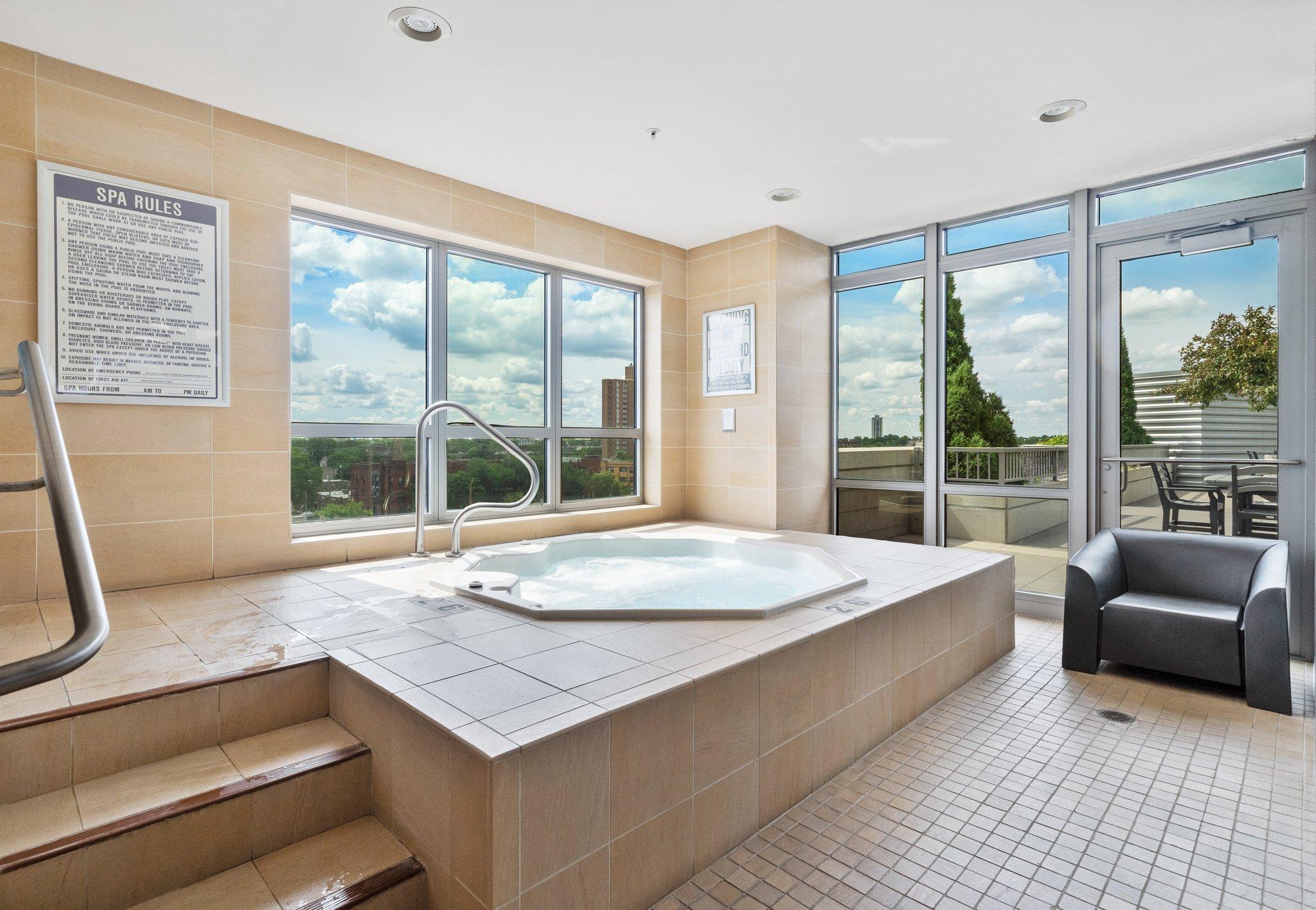 929 Portland Avenue Unit: 912