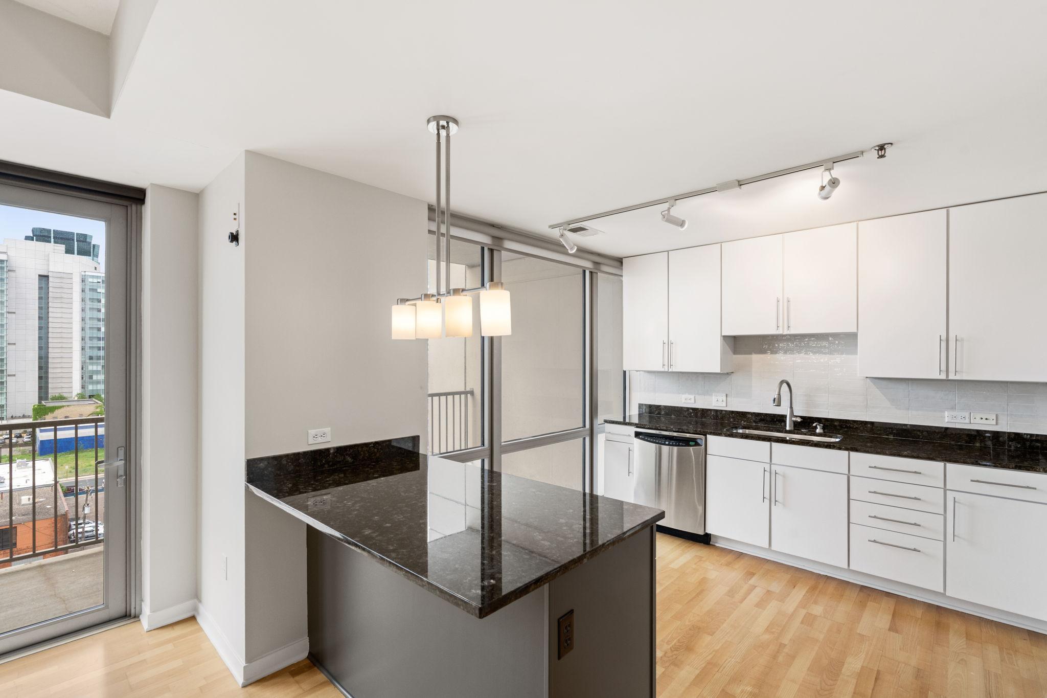 929 Portland Avenue Unit: 912