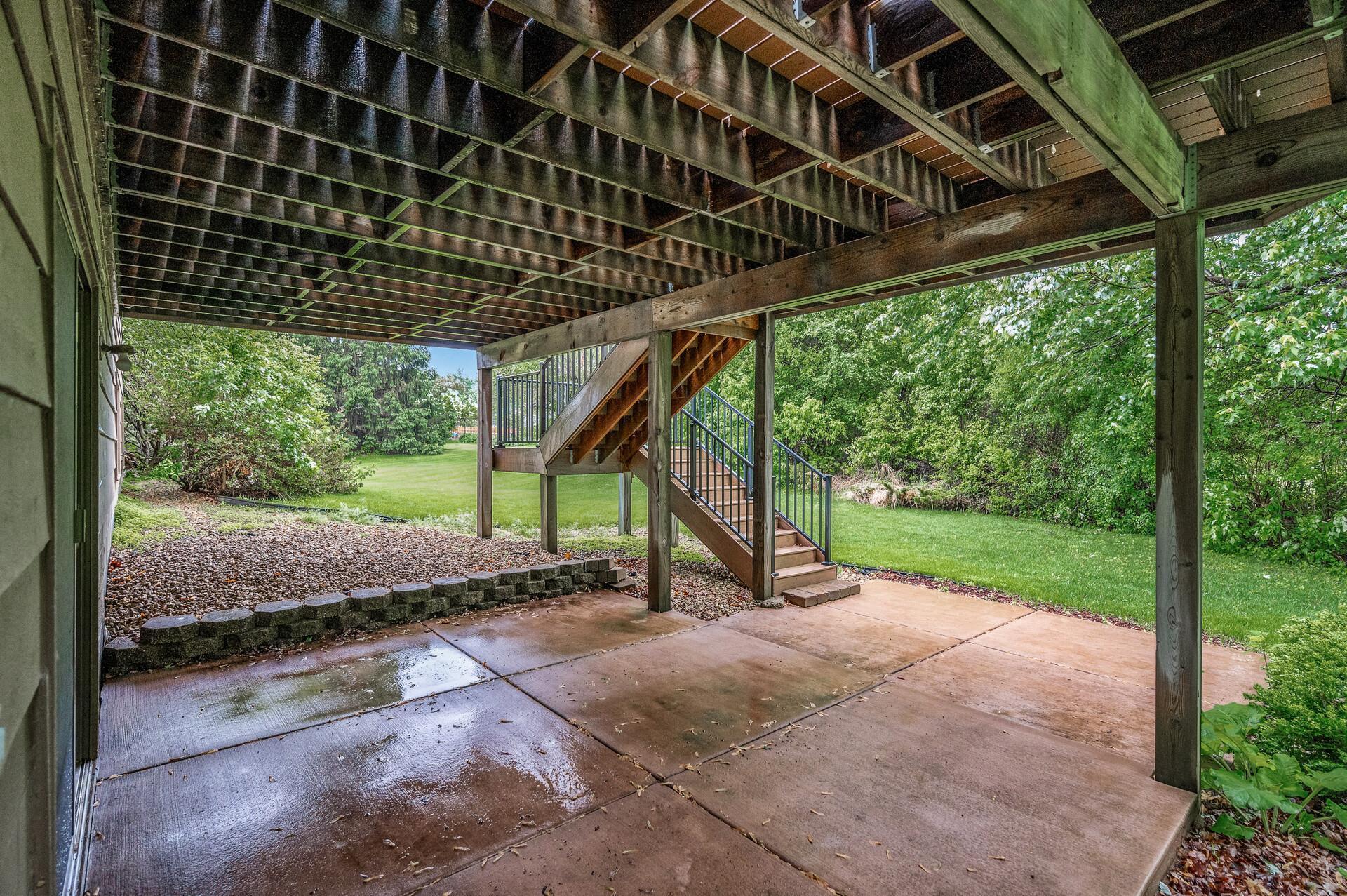 3185 Kimberly Lane N