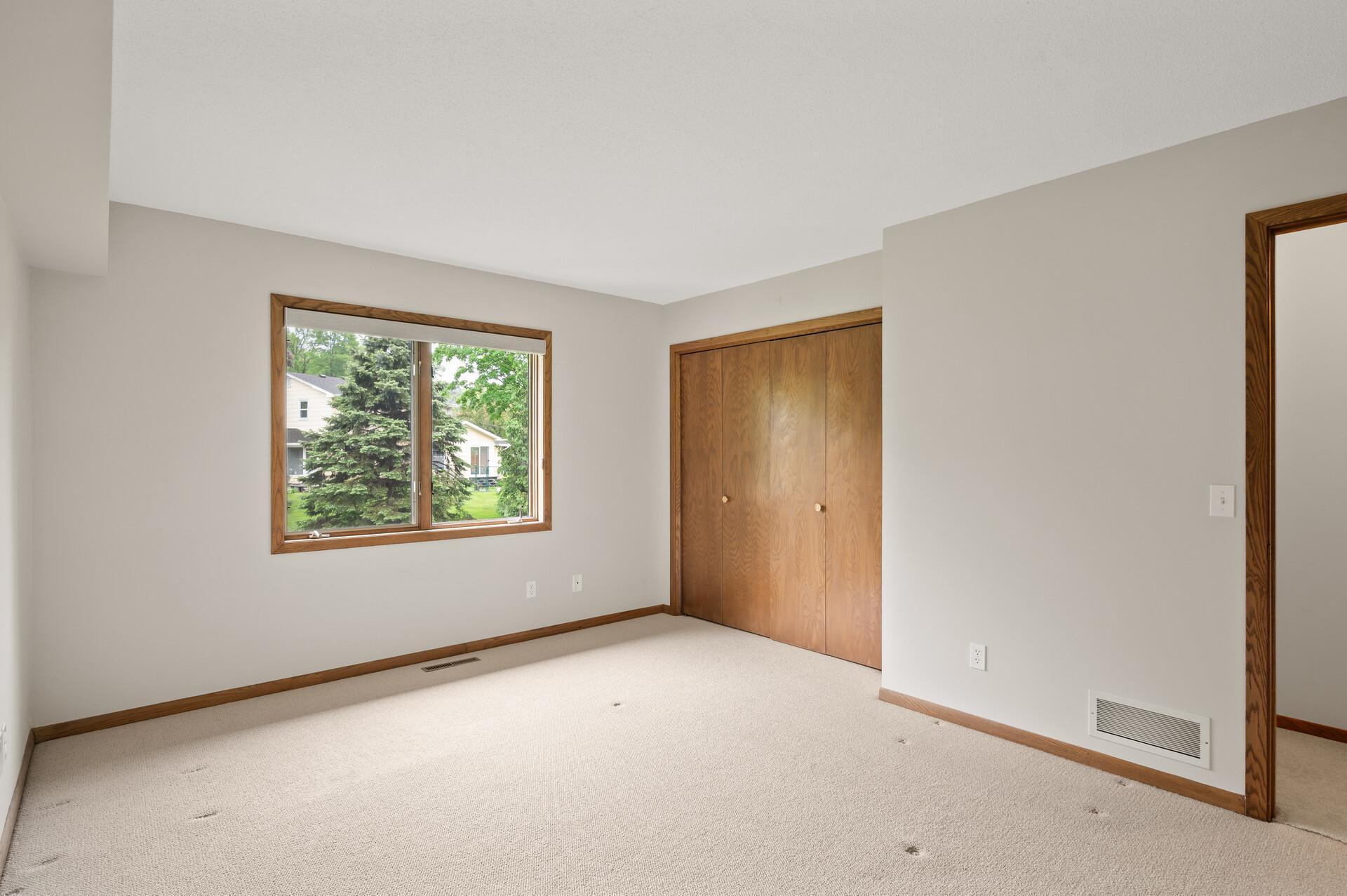 3185 Kimberly Lane N