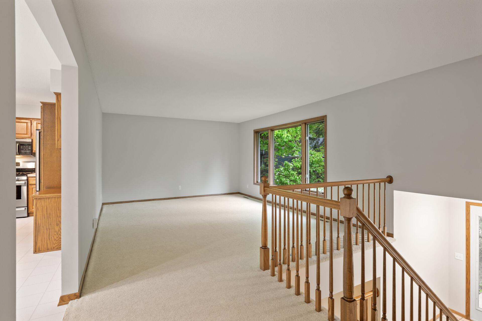 3185 Kimberly Lane N