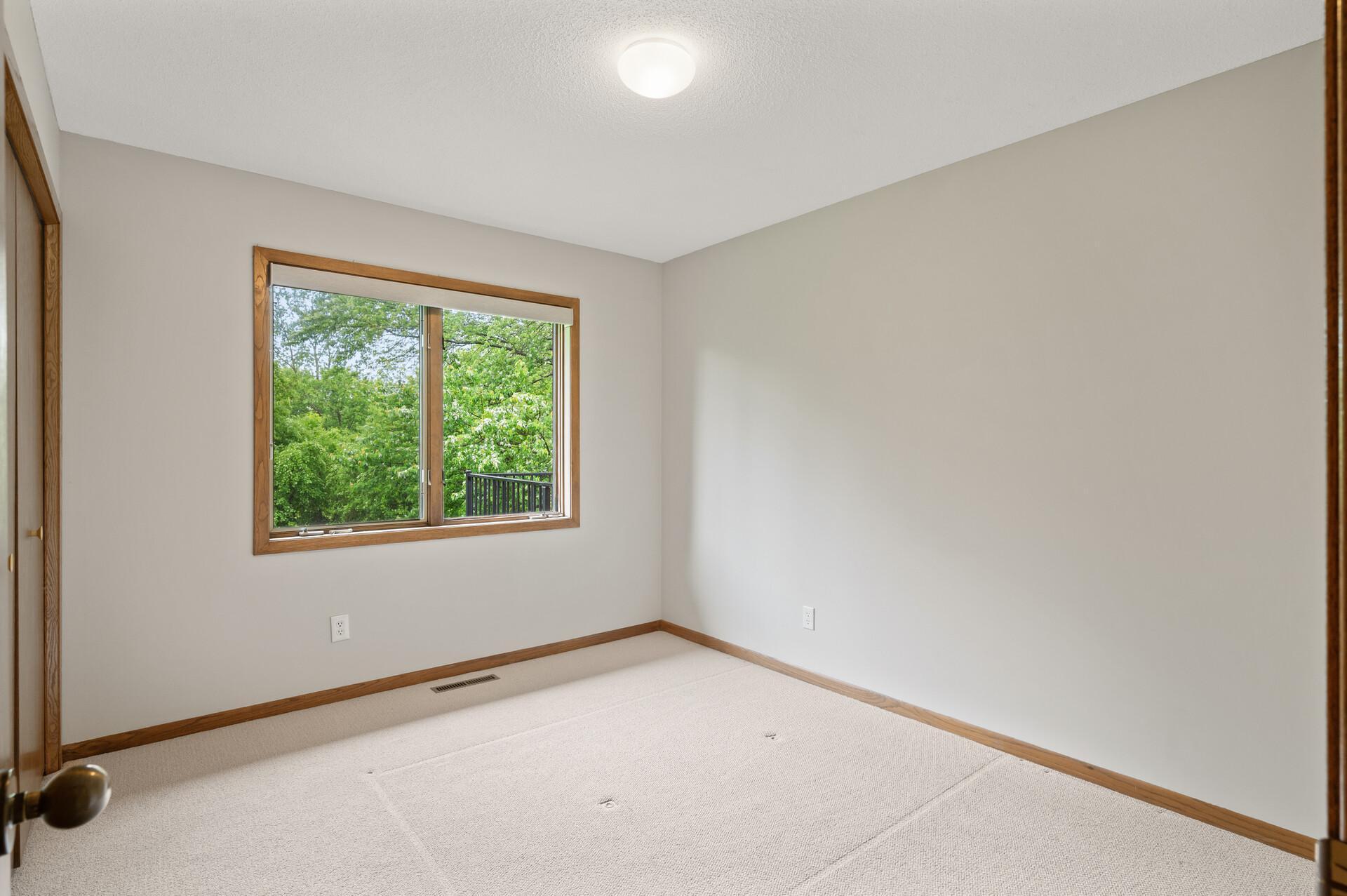 3185 Kimberly Lane N