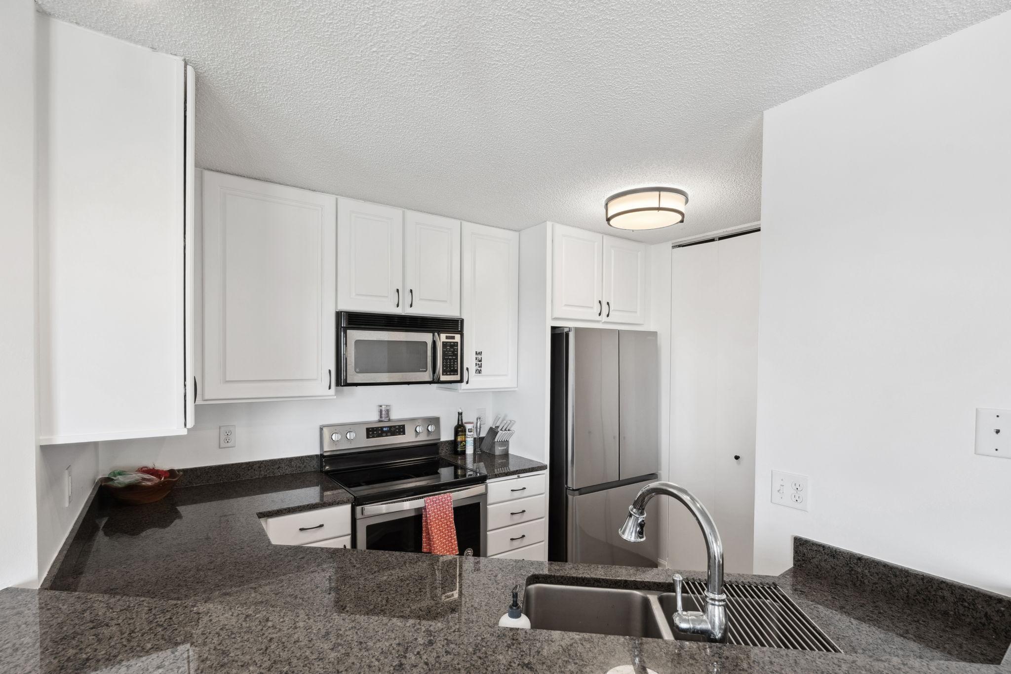 401 S 1st Street Unit: 922