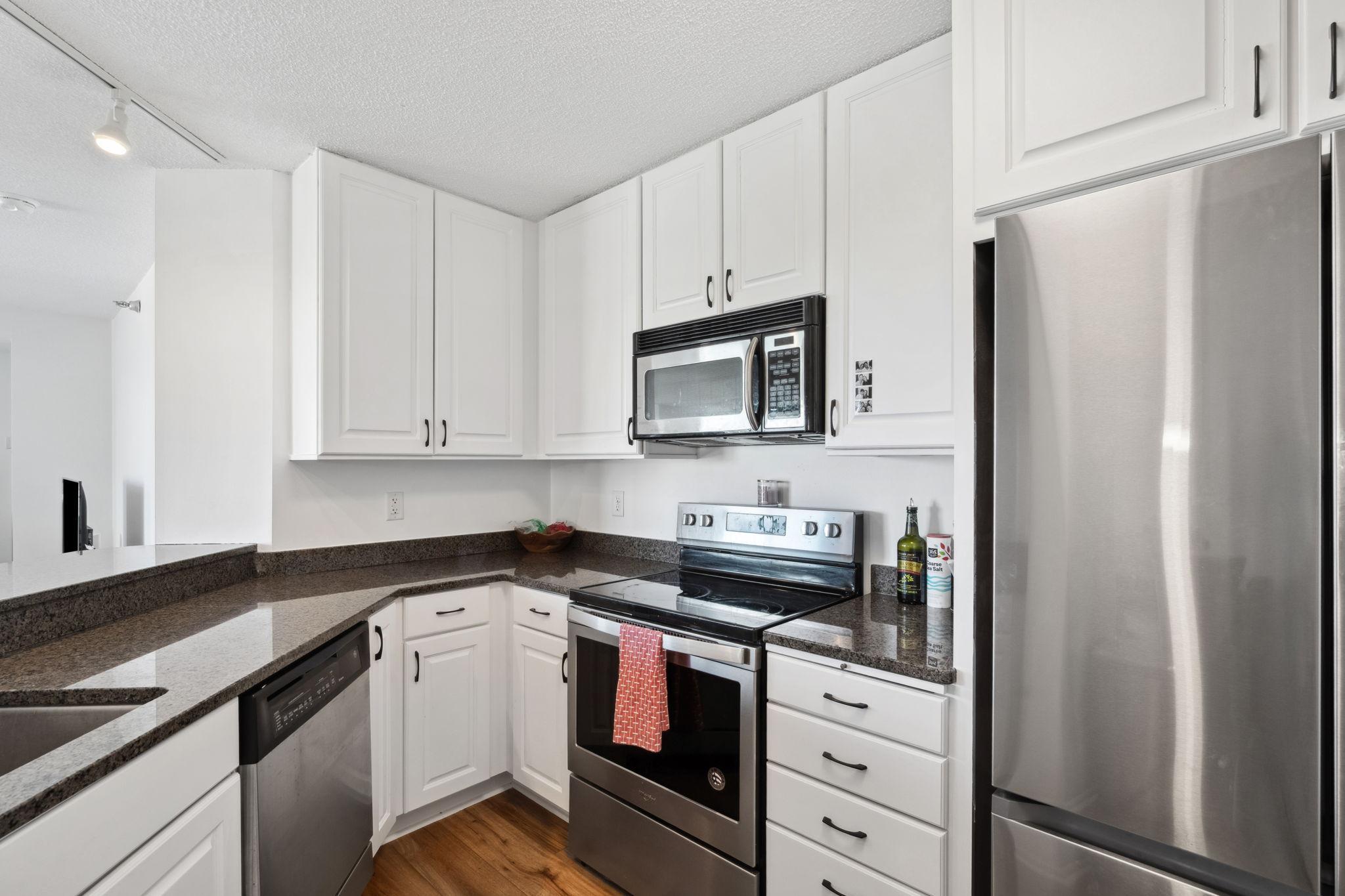 401 S 1st Street Unit: 922