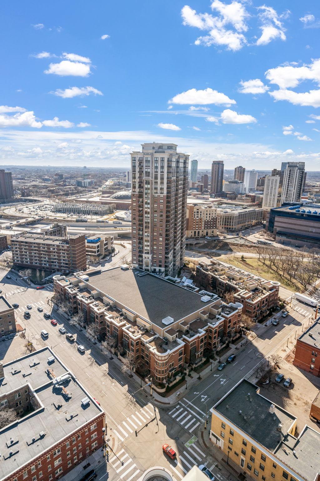 929 Portland Avenue S Unit: 2605