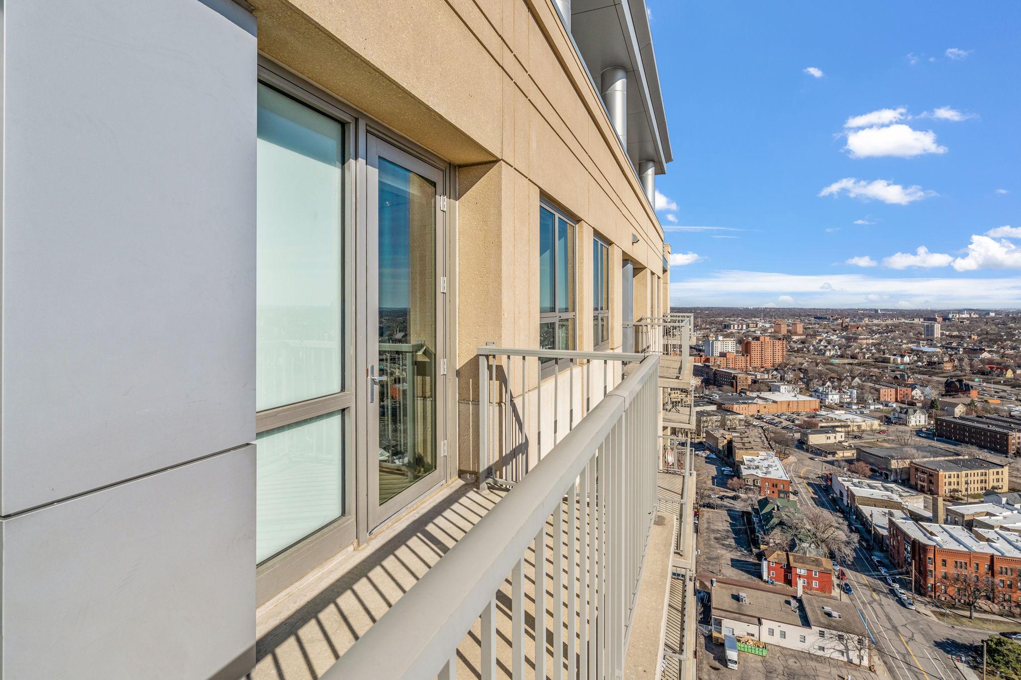 929 Portland Avenue S Unit: 2605
