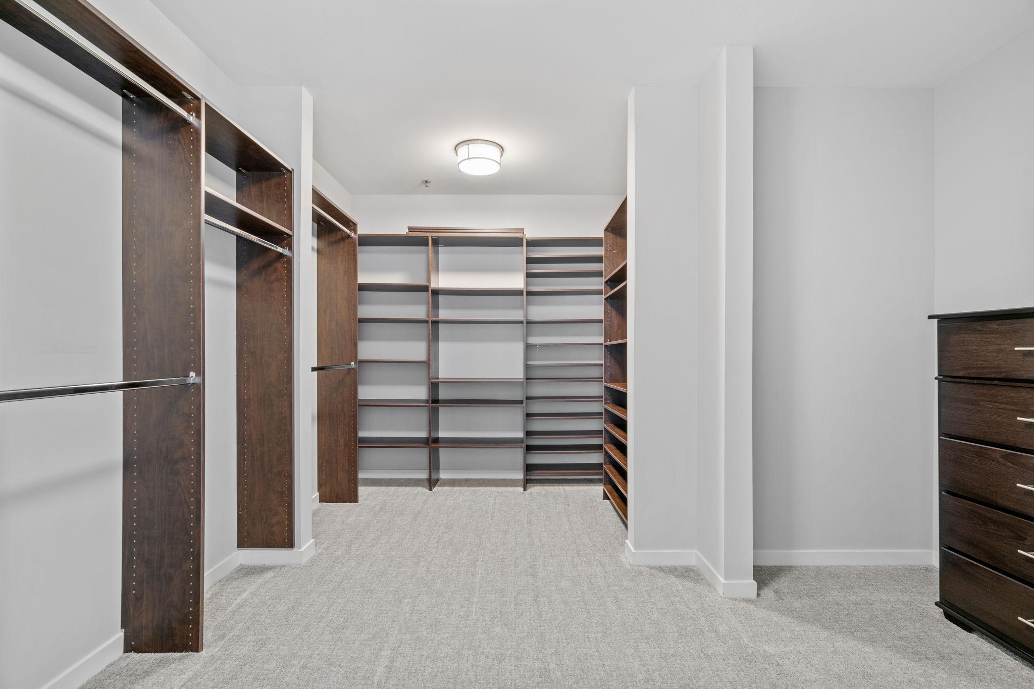 929 Portland Avenue S Unit: 2605