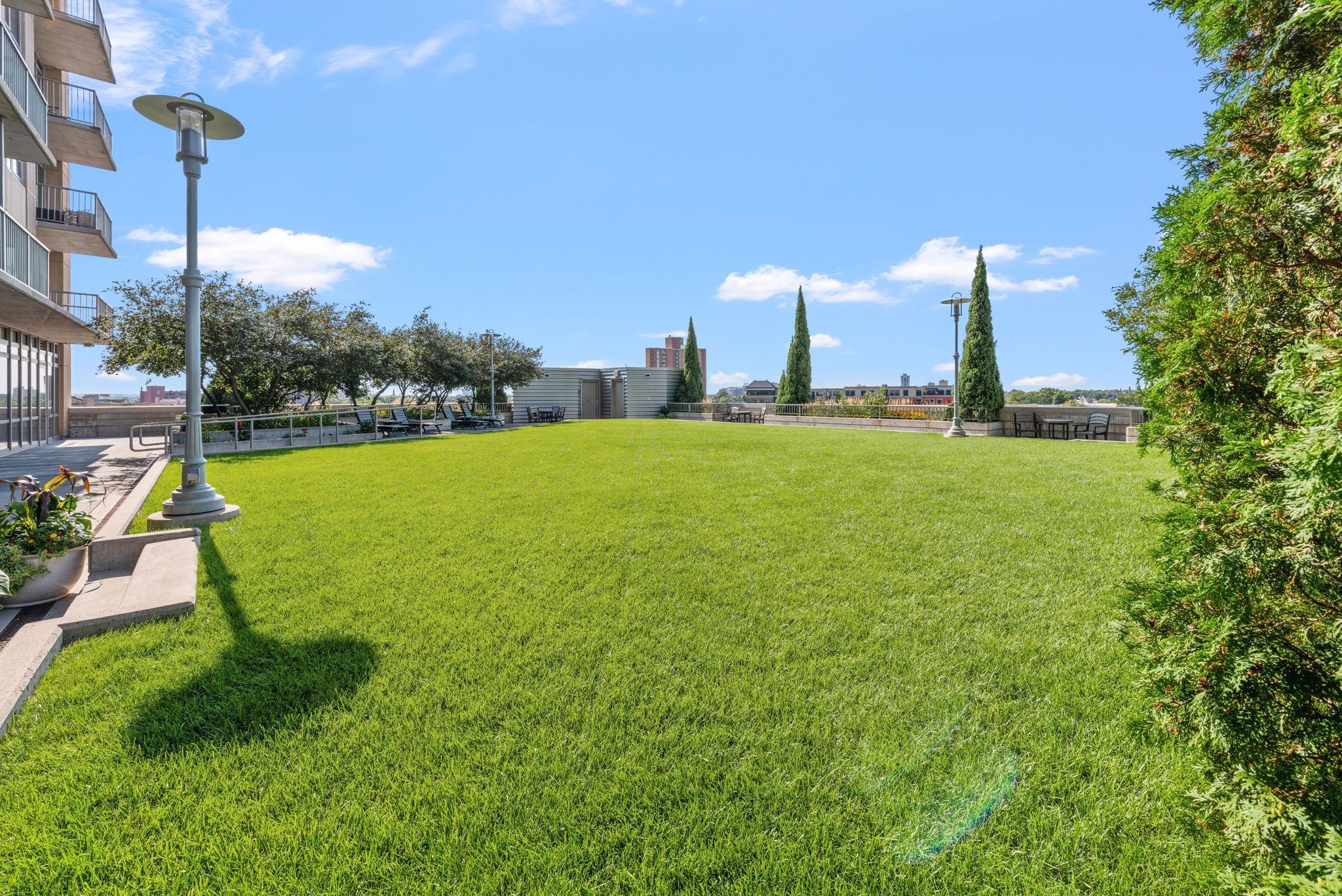 929 Portland Avenue S Unit: 2605