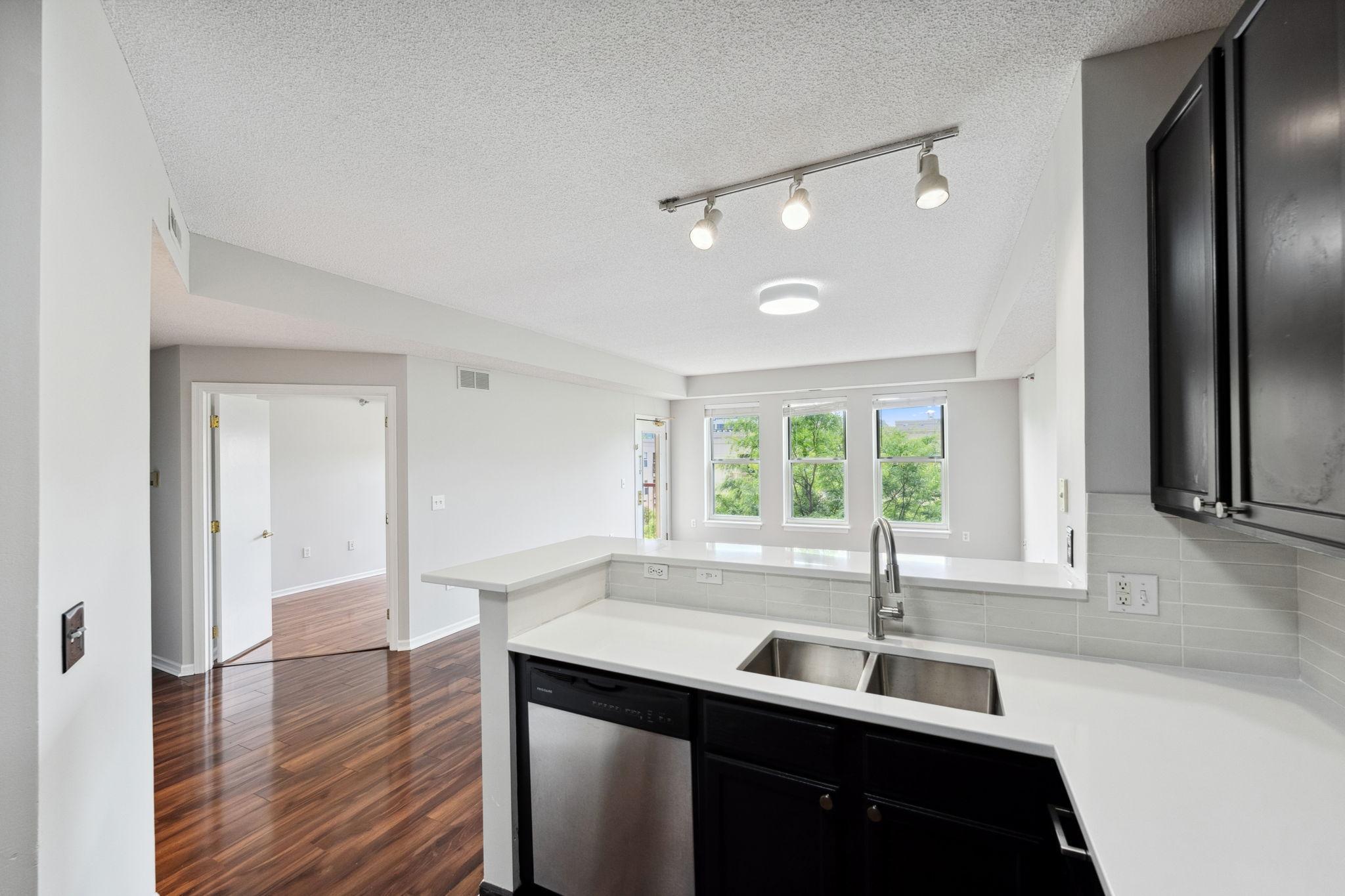 615 N 1st Street Unit: 405