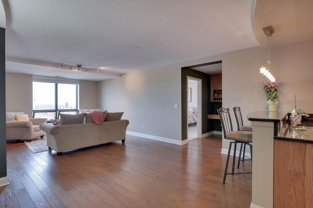 100 3rd Avenue S Unit: 3001
