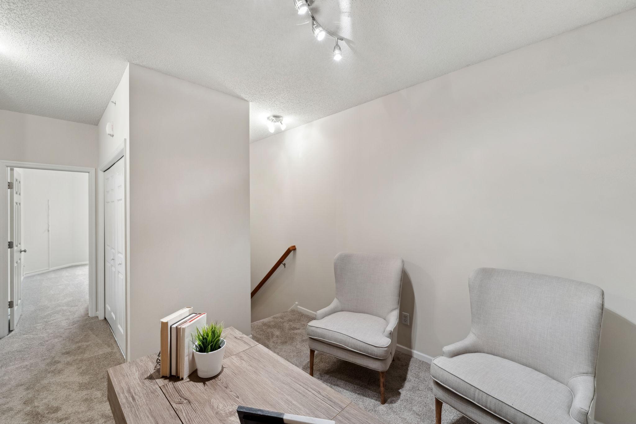 5900 Oxford Street Unit: 8