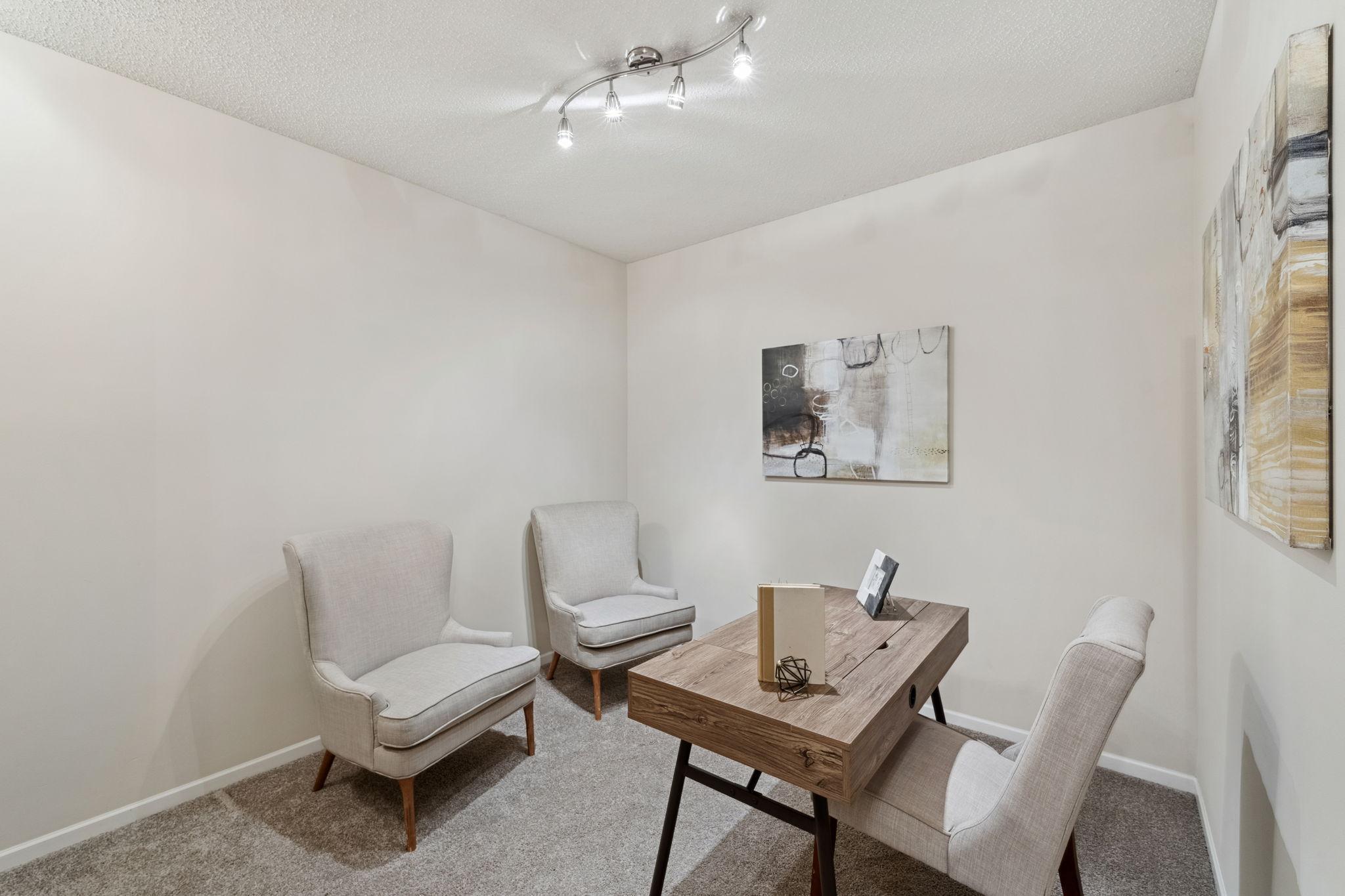 5900 Oxford Street Unit: 8