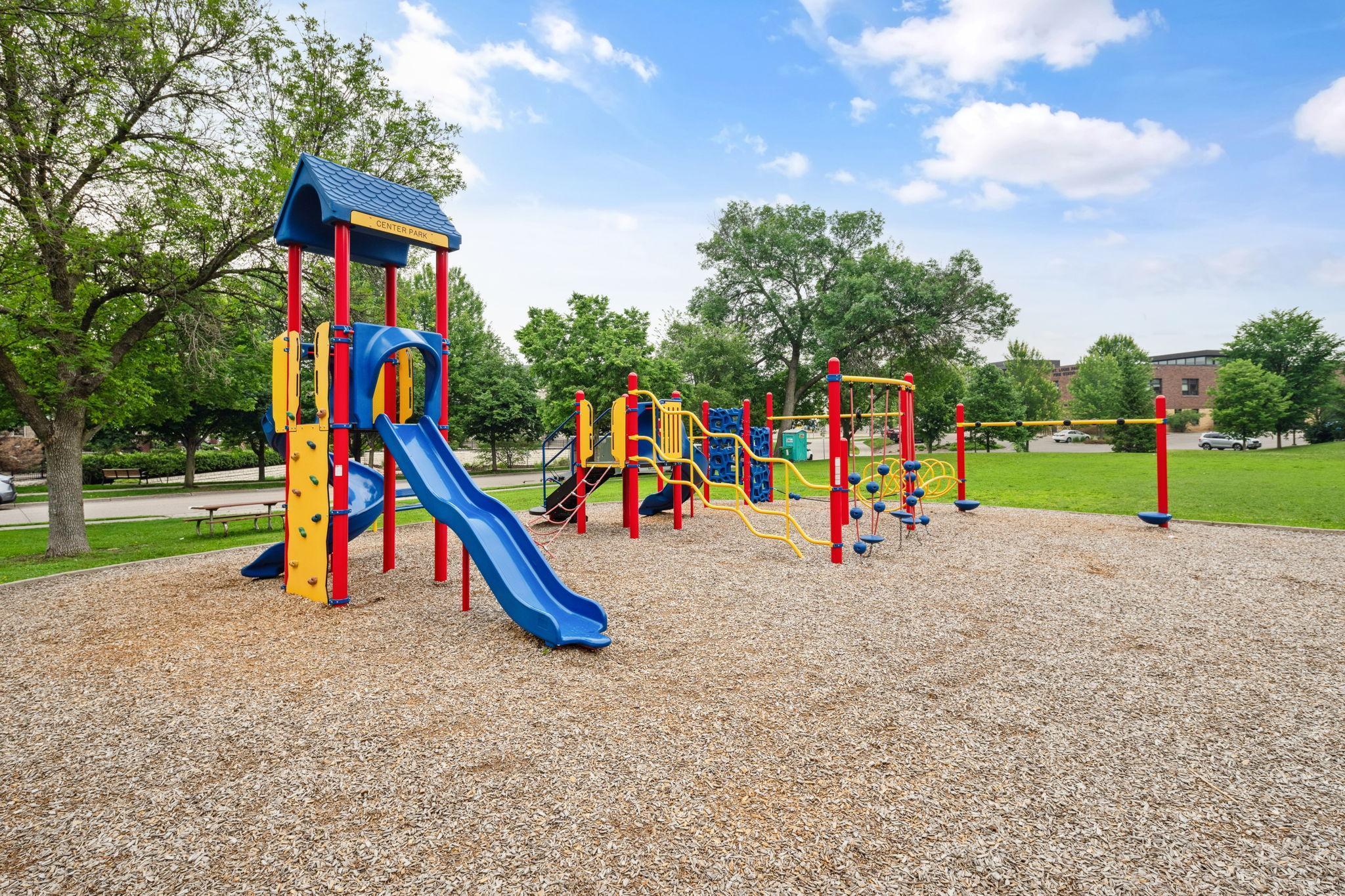 5900 Oxford Street Unit: 8