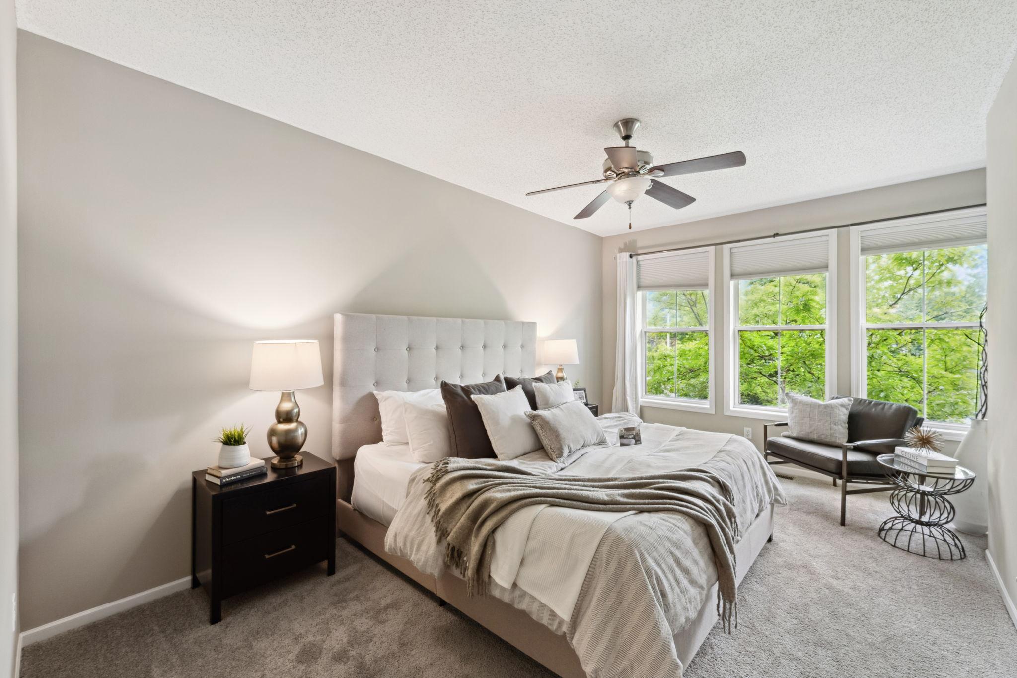 5900 Oxford Street Unit: 8