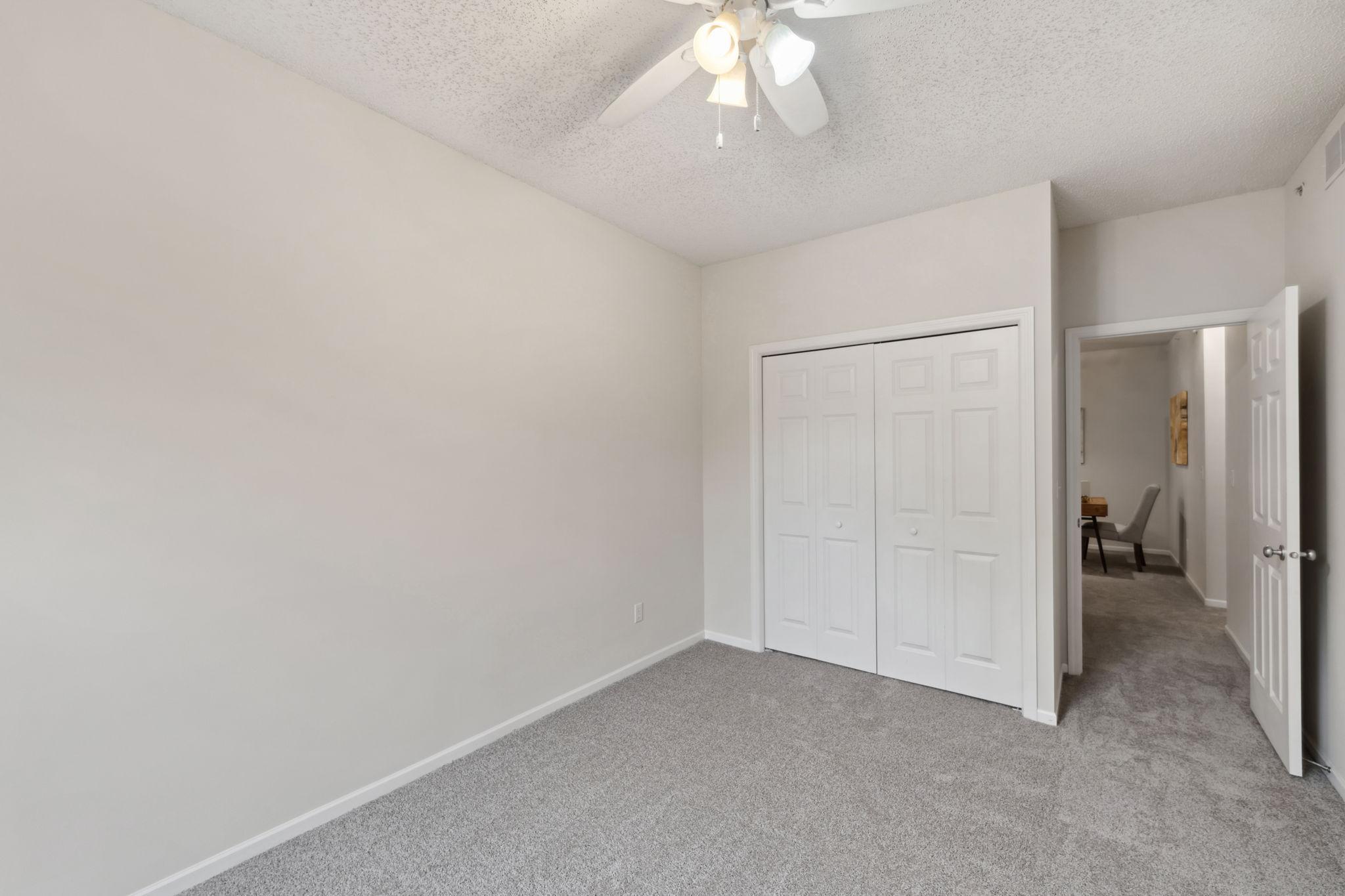 5900 Oxford Street Unit: 8