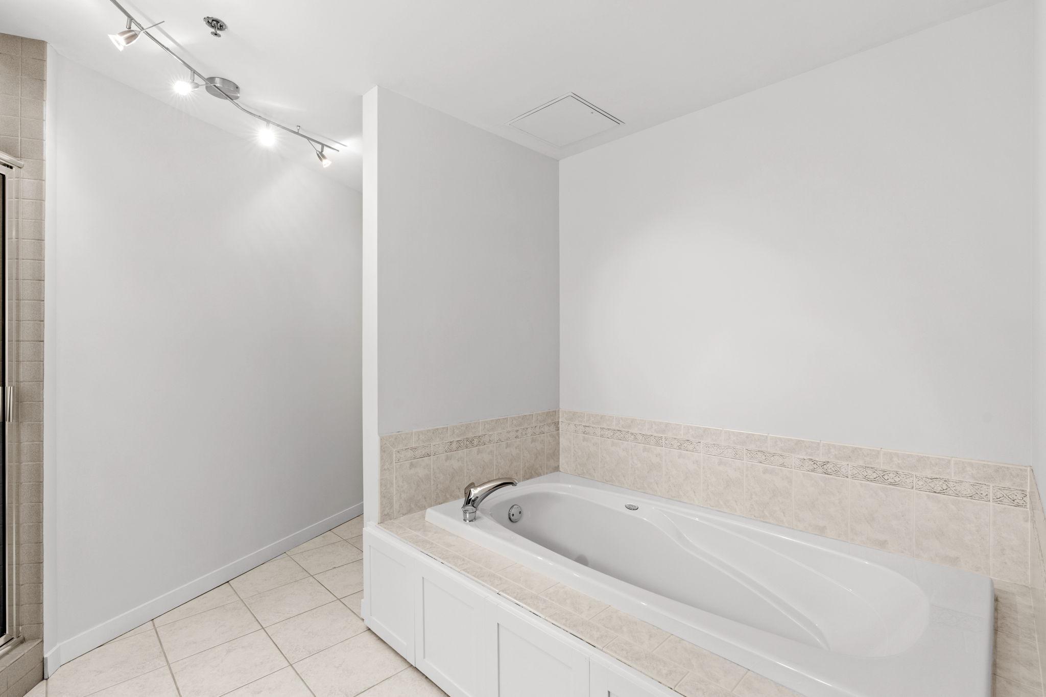 408 N 1st Street Unit: 310