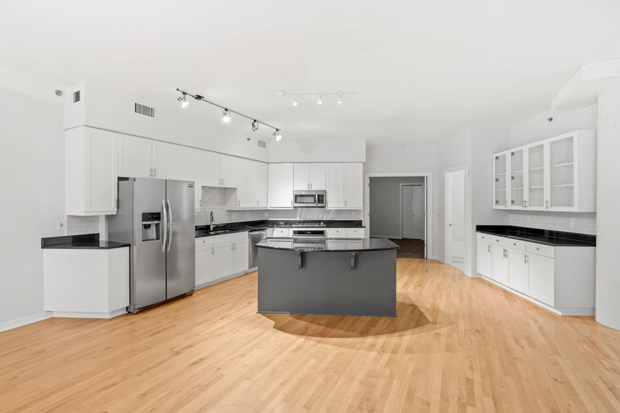 408 N 1st Street Unit: 310