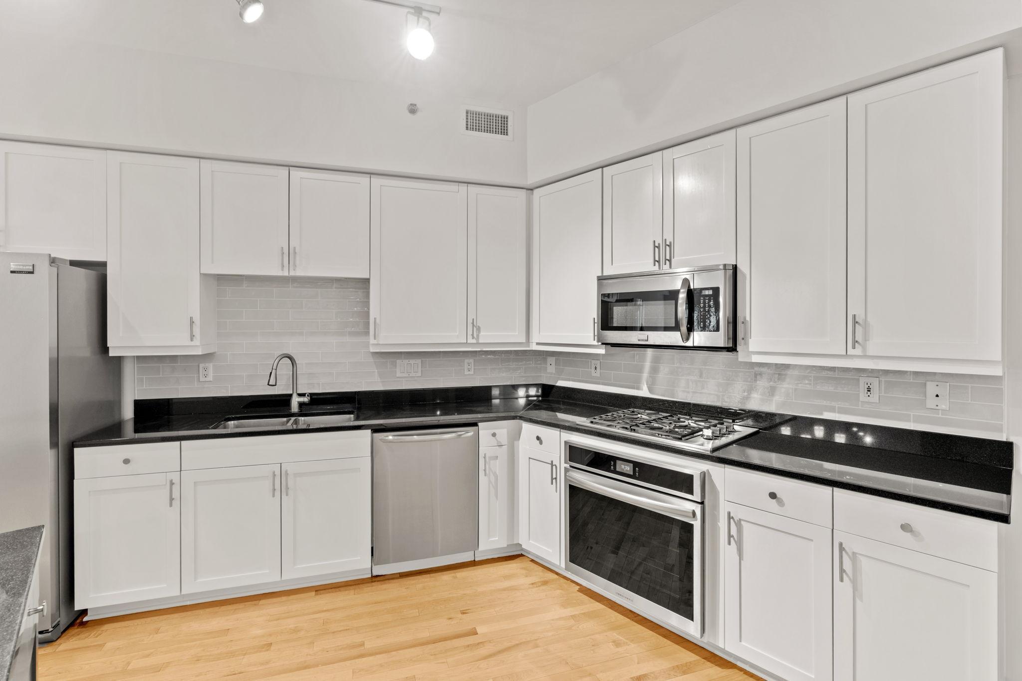 408 N 1st Street Unit: 310