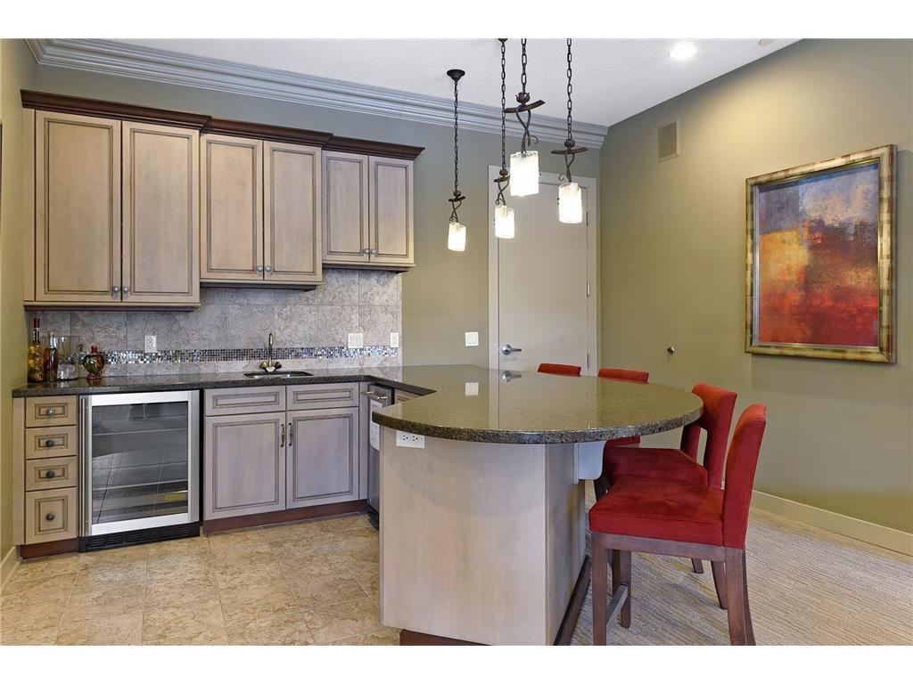 555 Oak Ridge Place Unit: 150