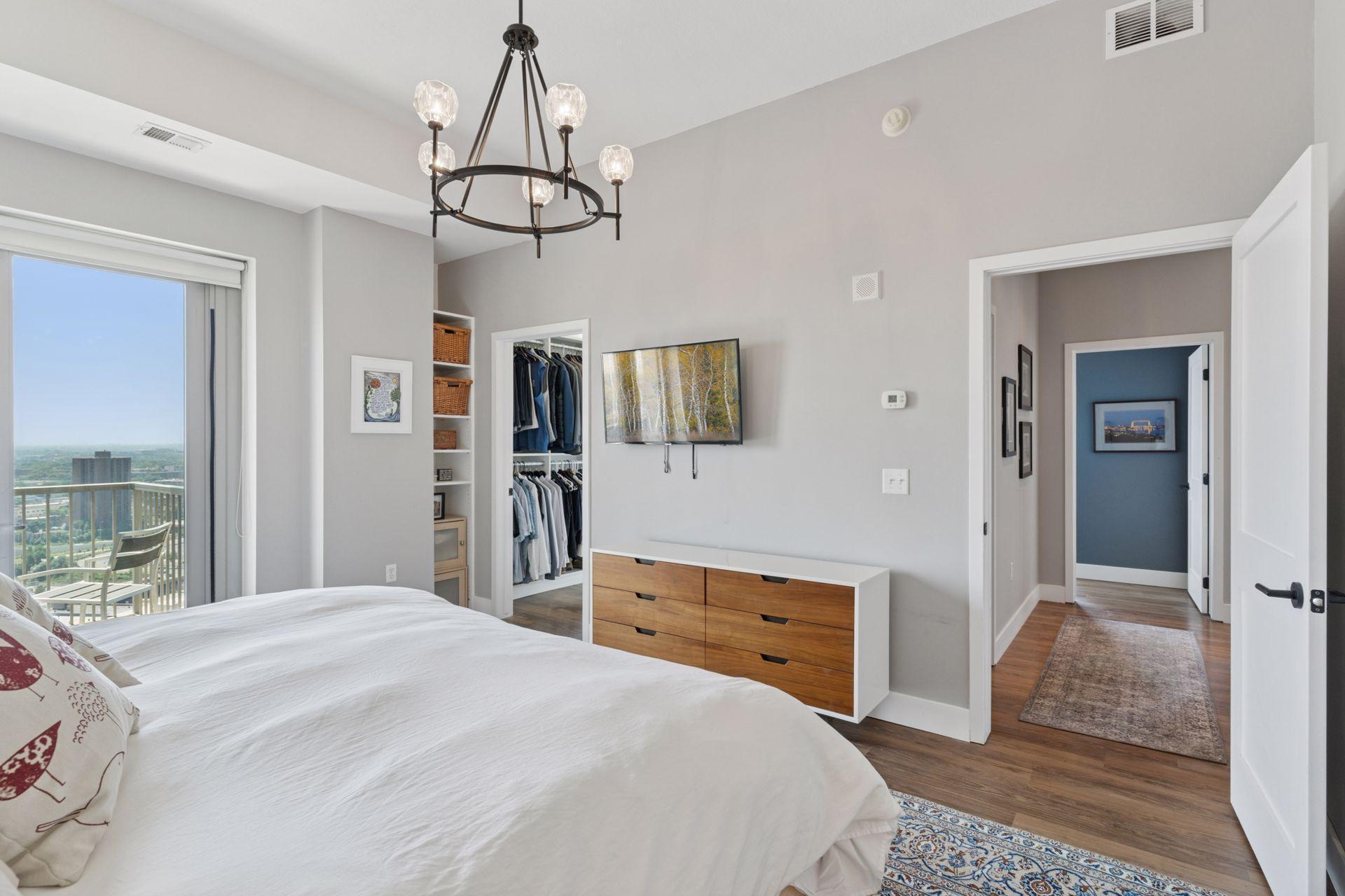 929 Portland Avenue Unit: 2510