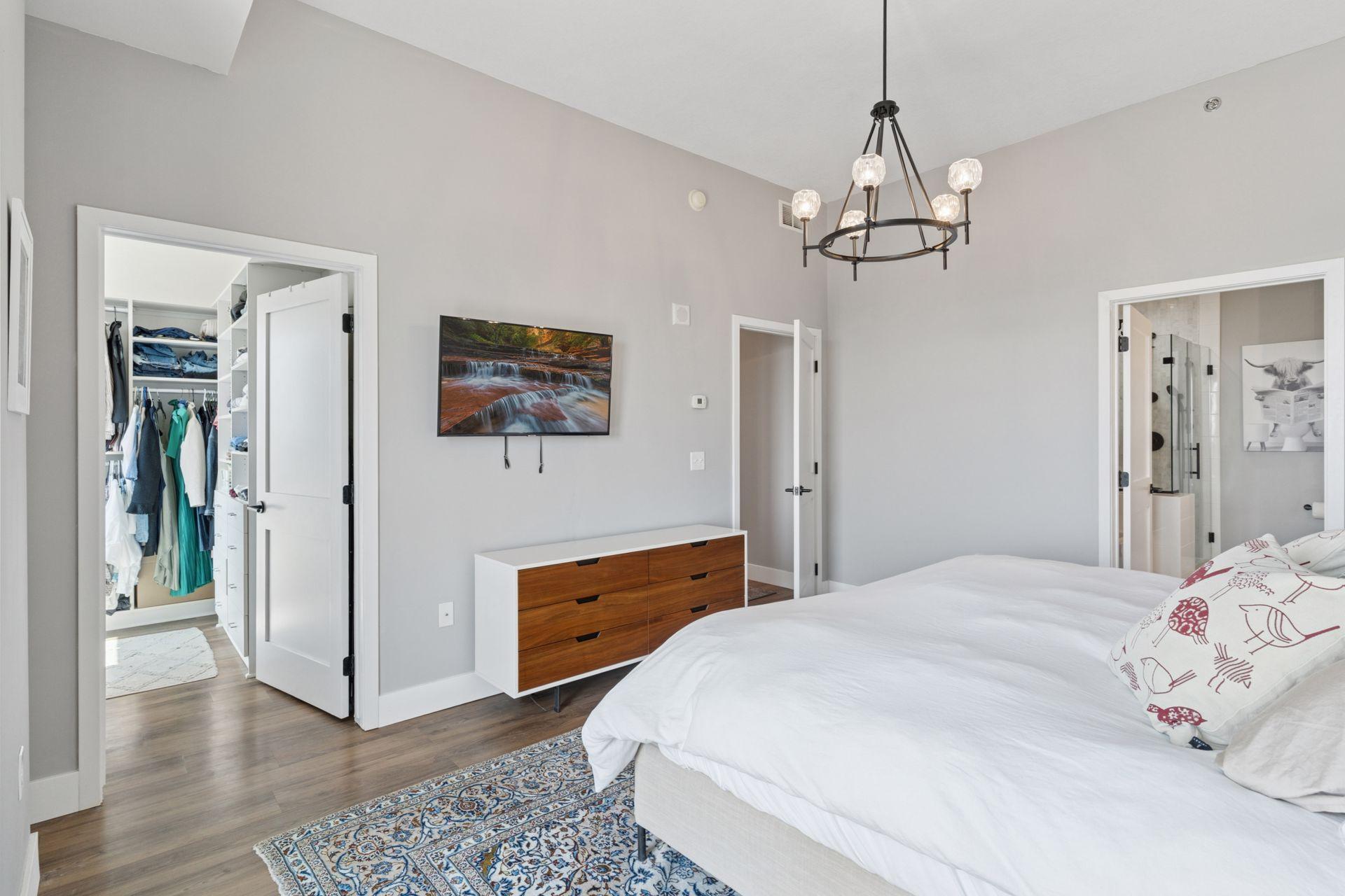 929 Portland Avenue Unit: 2510