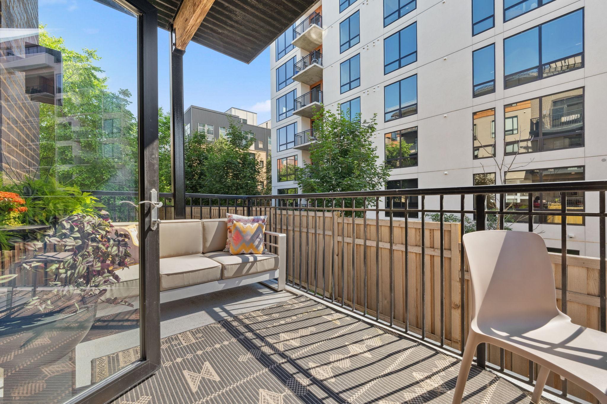 3104 W Lake Street Unit: 211