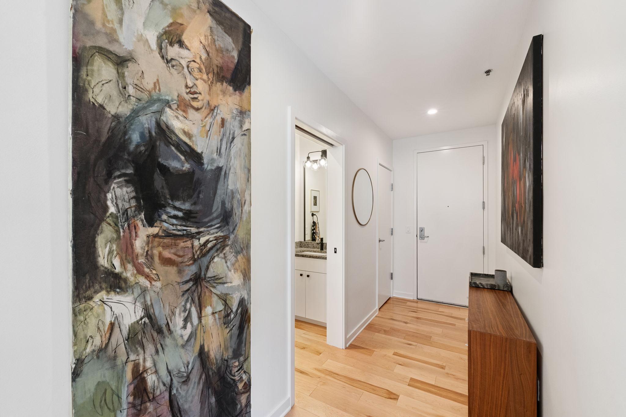 3104 W Lake Street Unit: 211