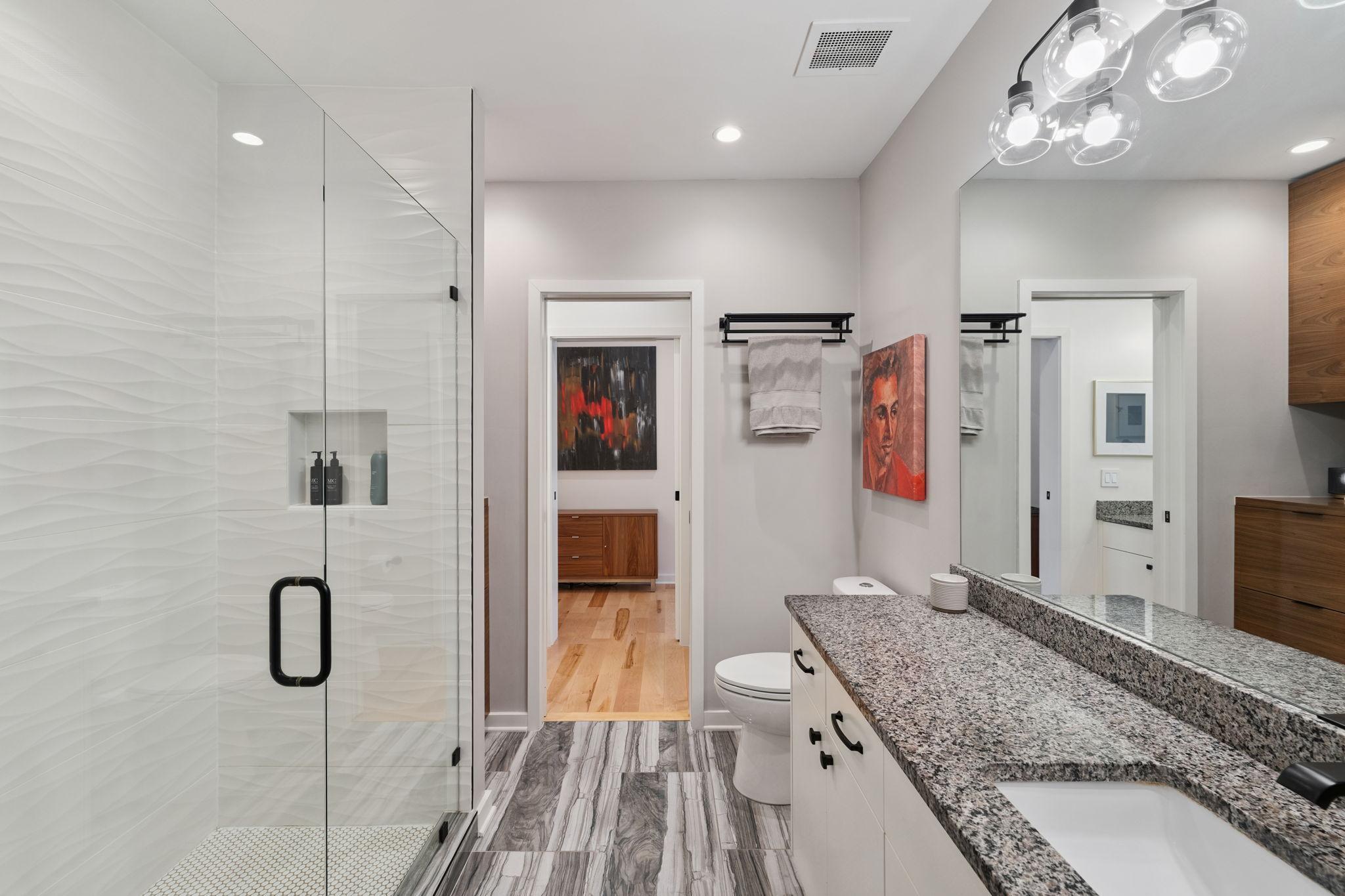 3104 W Lake Street Unit: 211