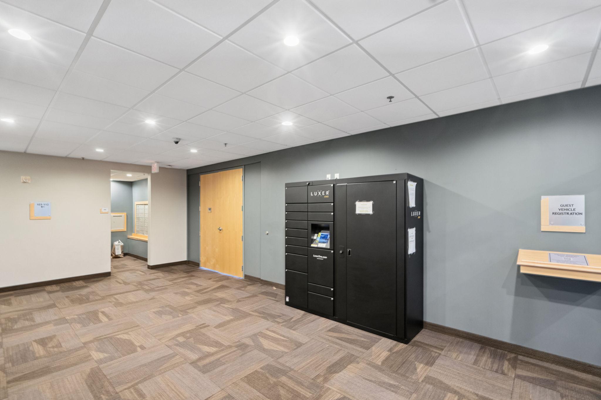 3104 W Lake Street Unit: 211