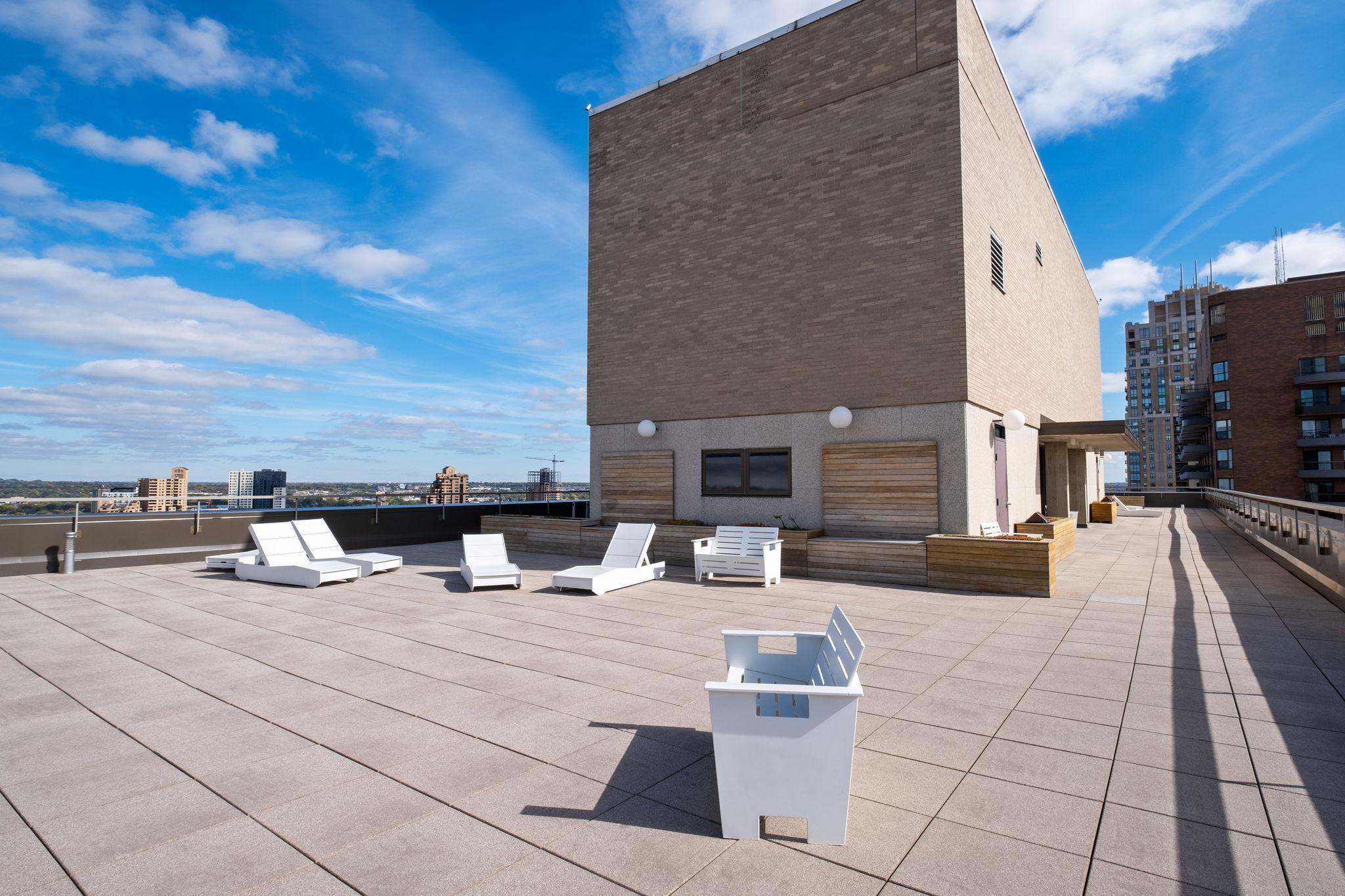 19 S 1st Street Unit: B904