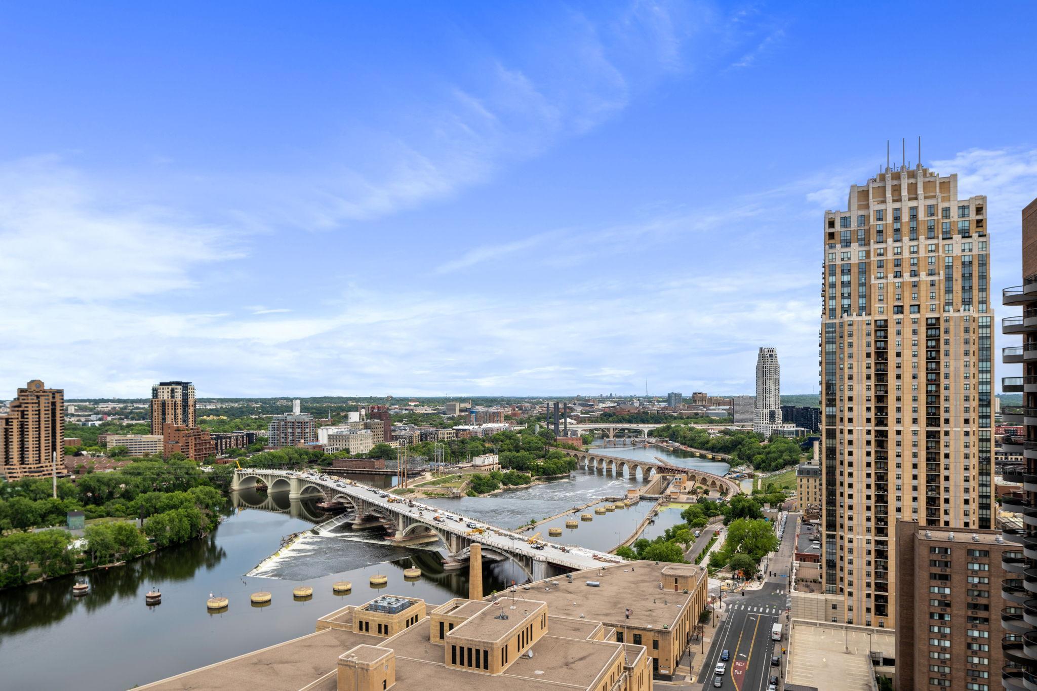 19 S 1st Street Unit: B904