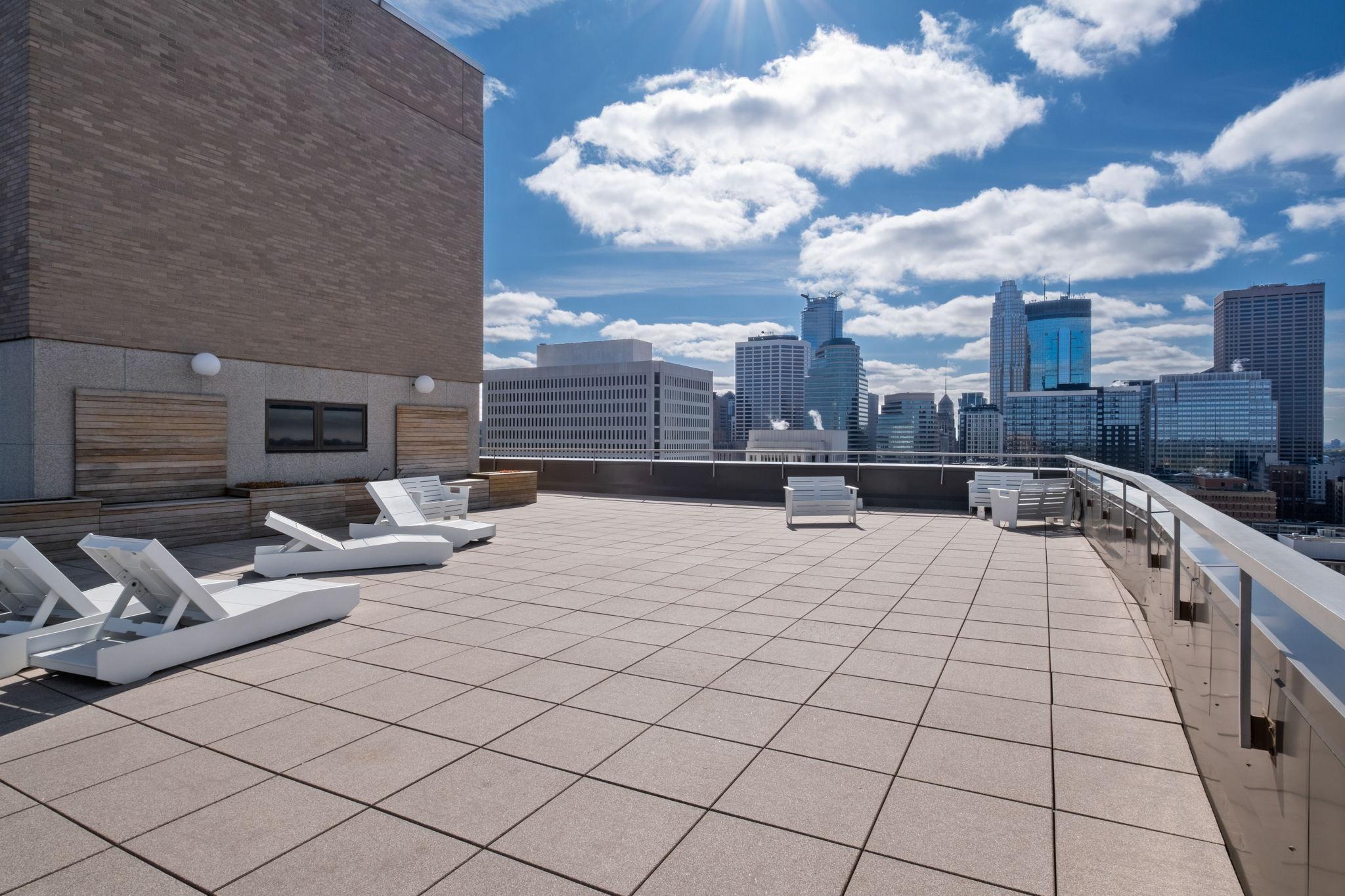 19 S 1st Street Unit: B904