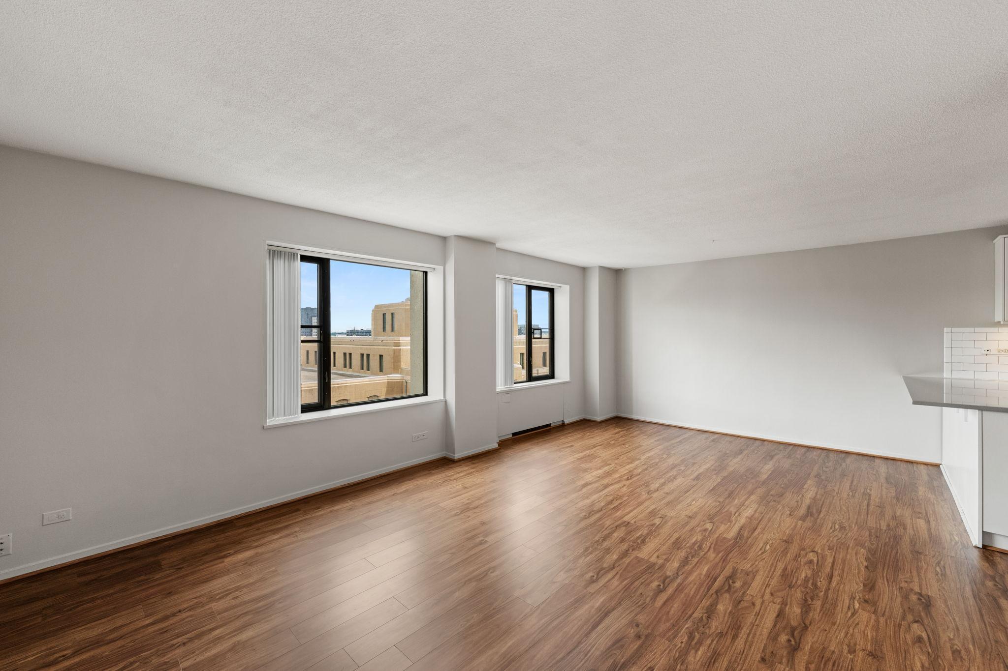 19 S 1st Street Unit: B904