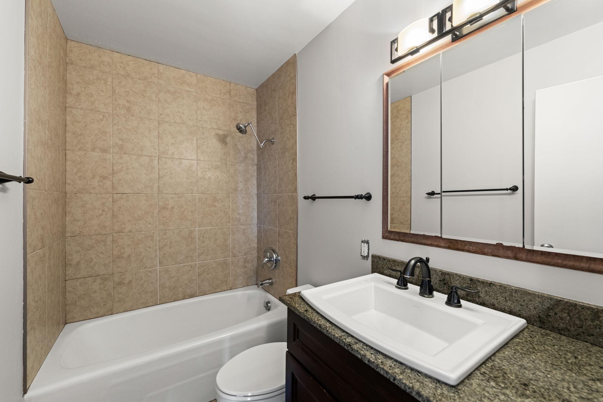 19 S 1st Street Unit: B904