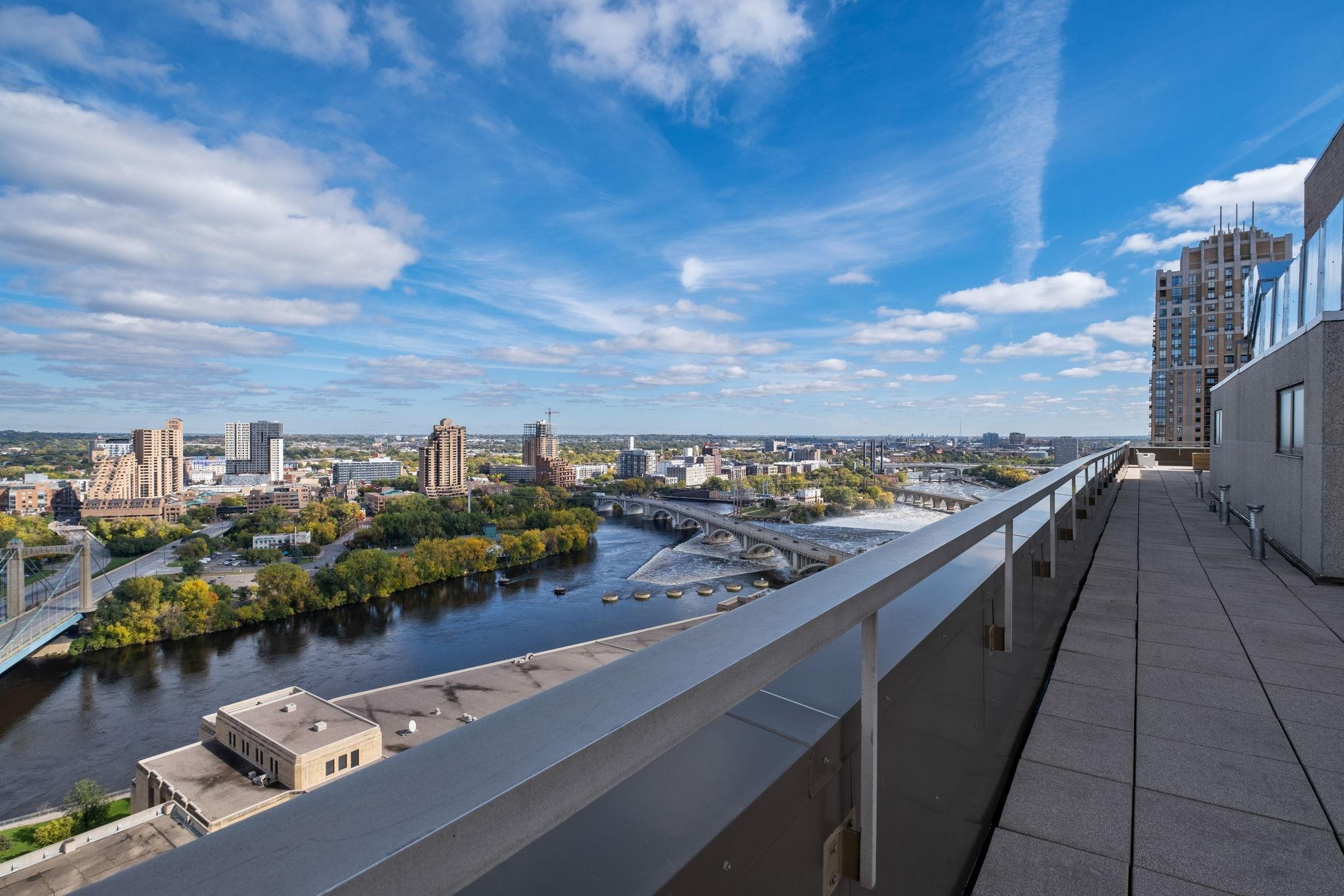 19 S 1st Street Unit: B904