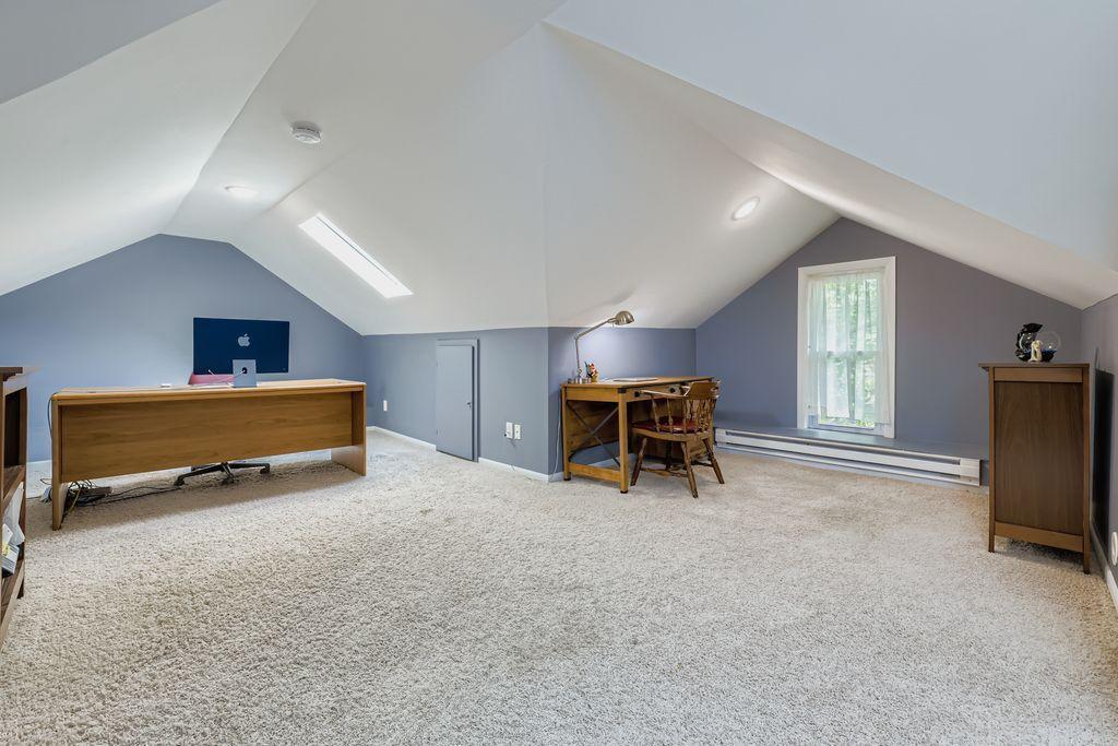 2632 Dupont Avenue S