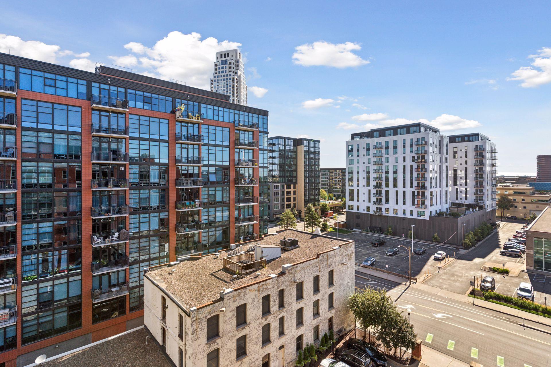 215 10th Avenue S Unit: 731